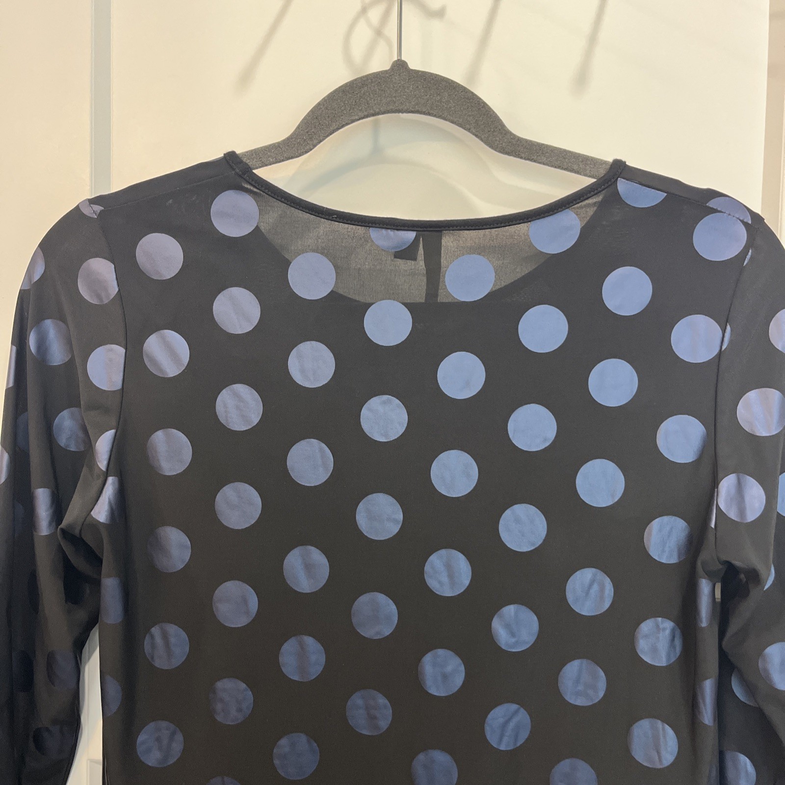 Comfy USA Women’s Black Blue Dot Asymmetrical 3/4 Sleeve Blouse Top Tunic Sz XS