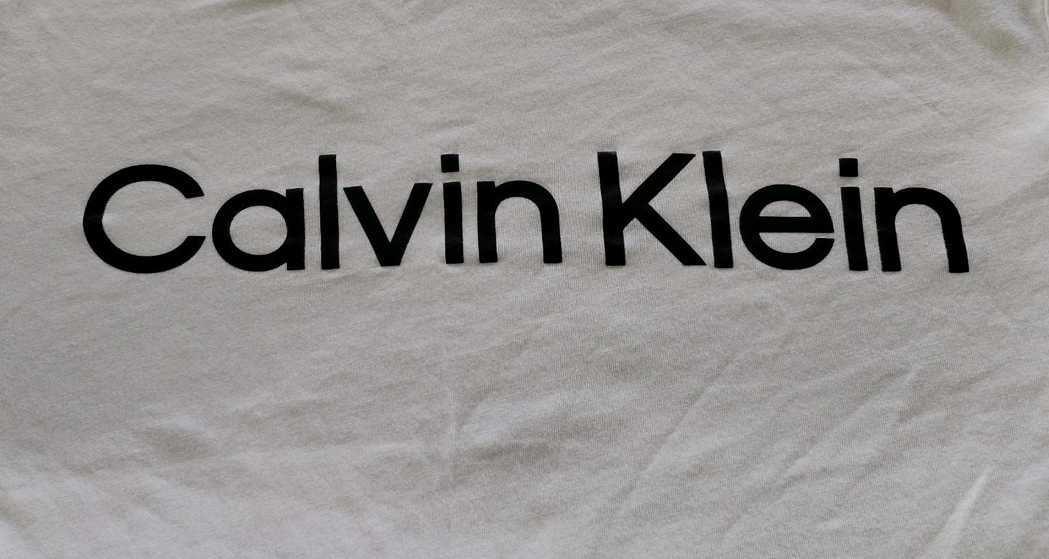 Calvin Klein Crew Neck Women’s Short Sleeve Logo T-Shirt Size PL(260429-01)