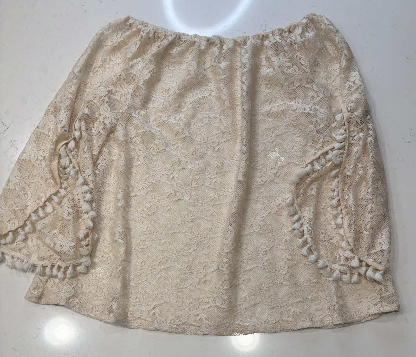 Kori America Lace Boho Peasant Top L Tassel Bell Sleeve Off Shoulder Cream