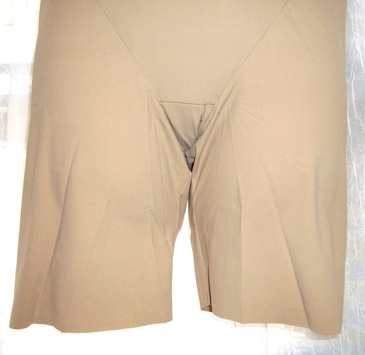 MAIDENFORM SZ L BEIGE SPANDEX SLIMMING SHAPER BODYSUIT~TUMMY THIGH CONTROL