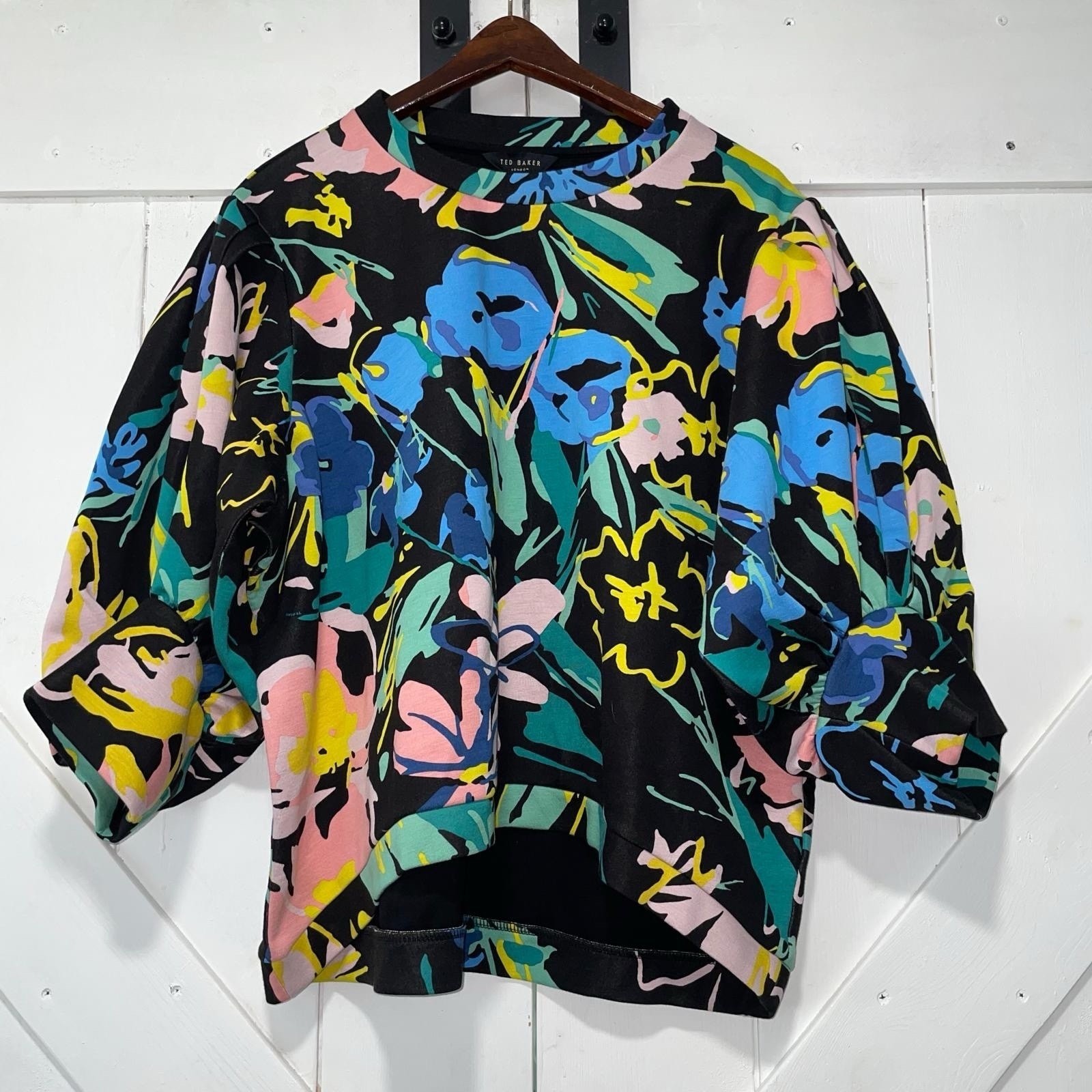 Ted Baker Ragnila Blouson Women’s Small Sleeve Shirt Floral Top Colorful
