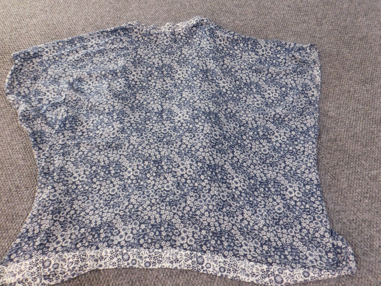 Loft top one size blue floral shawl open womens stretch polyester wool kimono