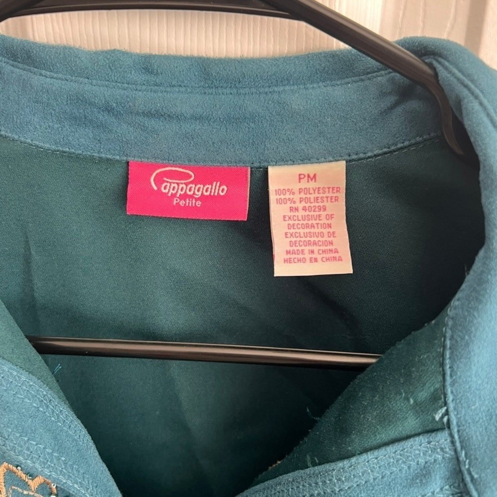 Cappagallo Embroidered Faux Suede Button Down Top Teal Blue Petite Medium