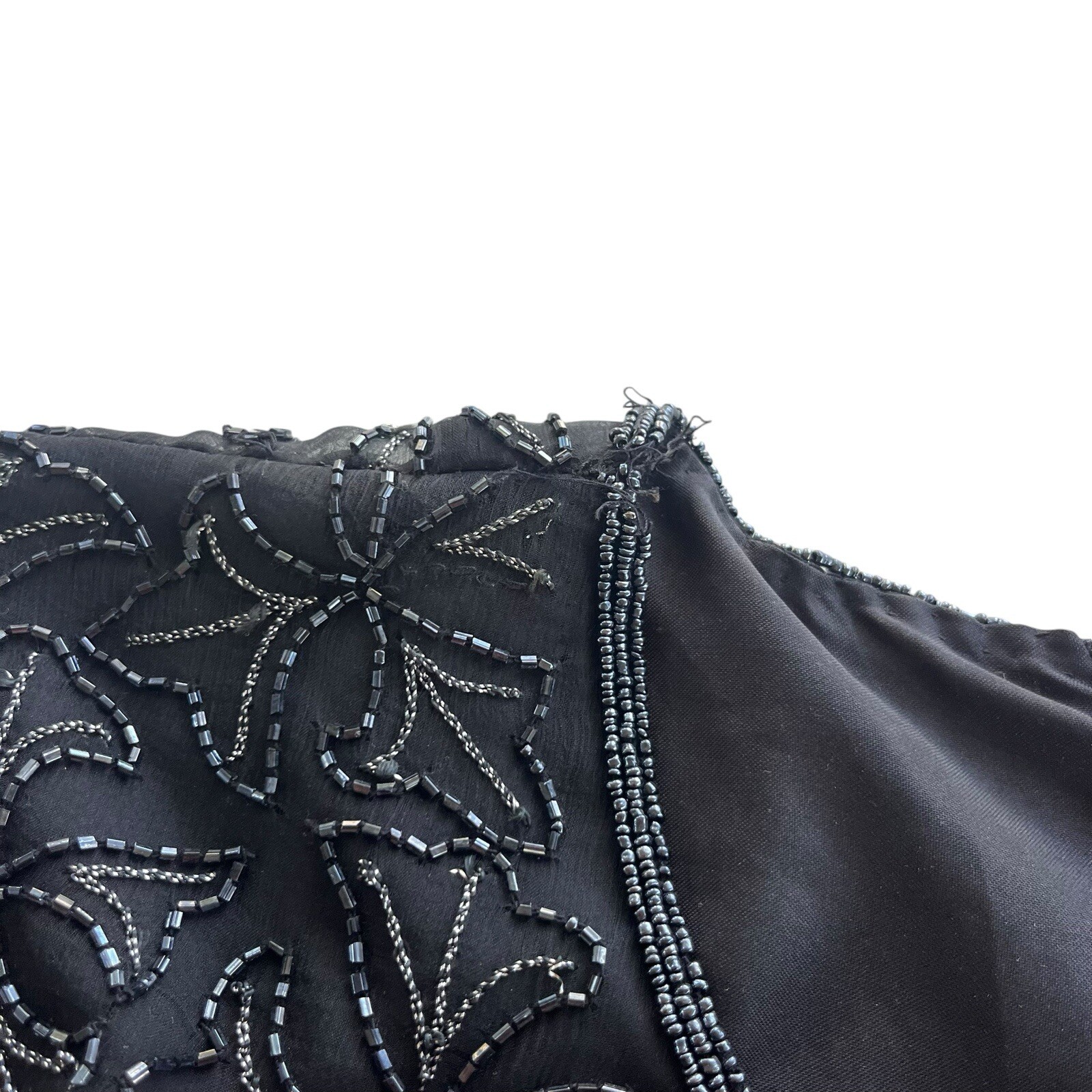 Papell Boutique Evening Women Large Black 100% Silk Beaded Floral Pattern Blouse