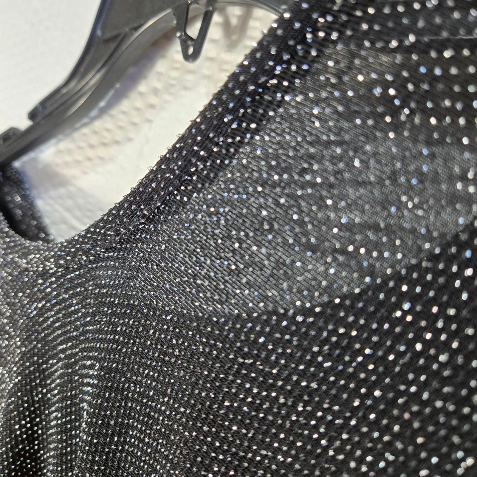 Notations Clothing Co Womens Large Black Silver Metallic Sparkle Slinky Top L