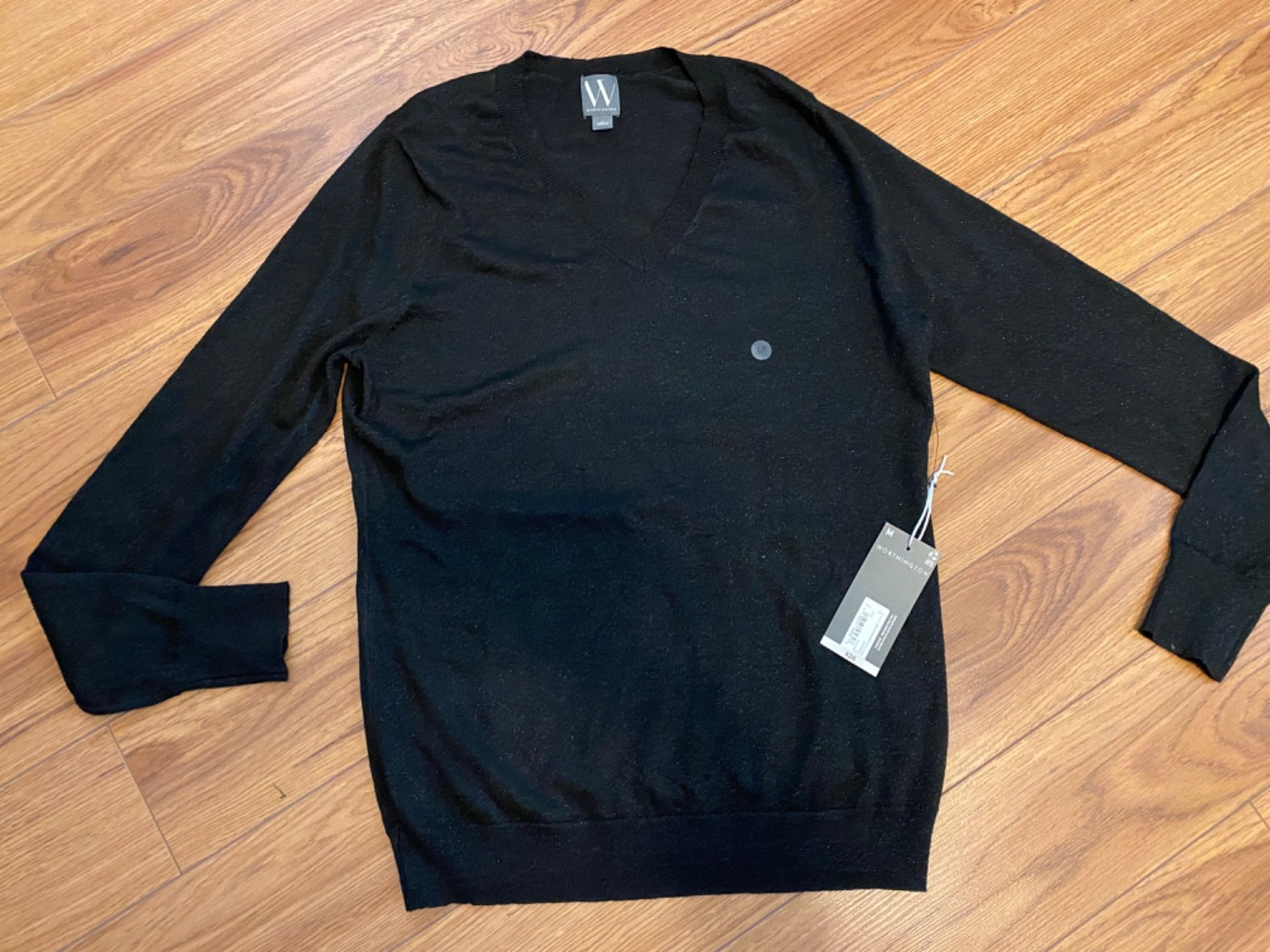 NWT NEW Worthington Black Shine V neck Sweater top M has See close up sparkles