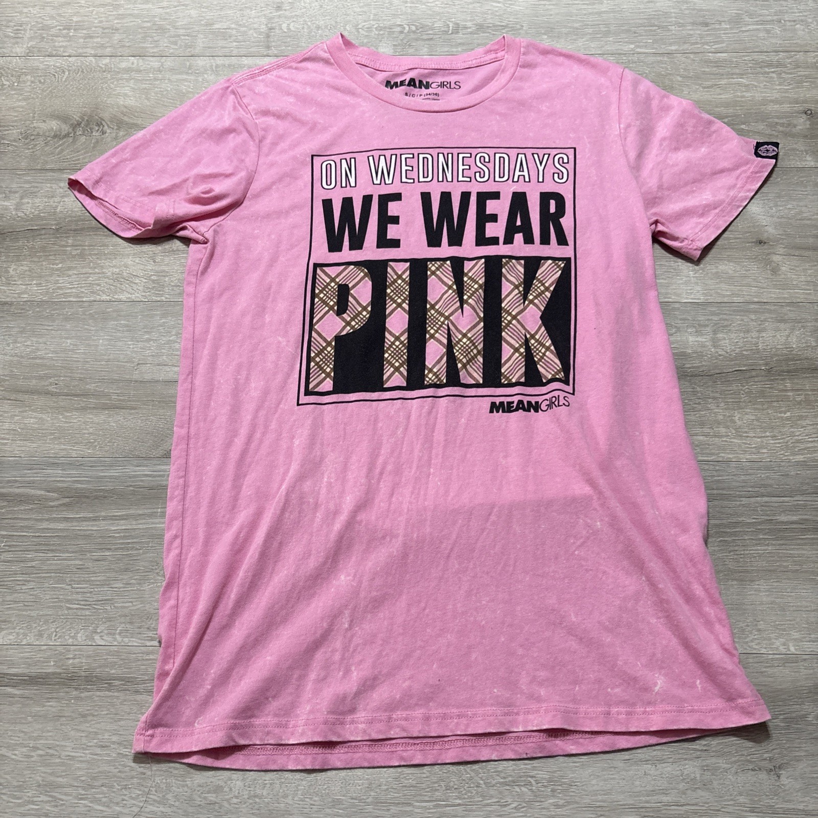 Mean Girls On Wednesdays We Wear Pink Graphic T Shirt Womens Small Pink Tee