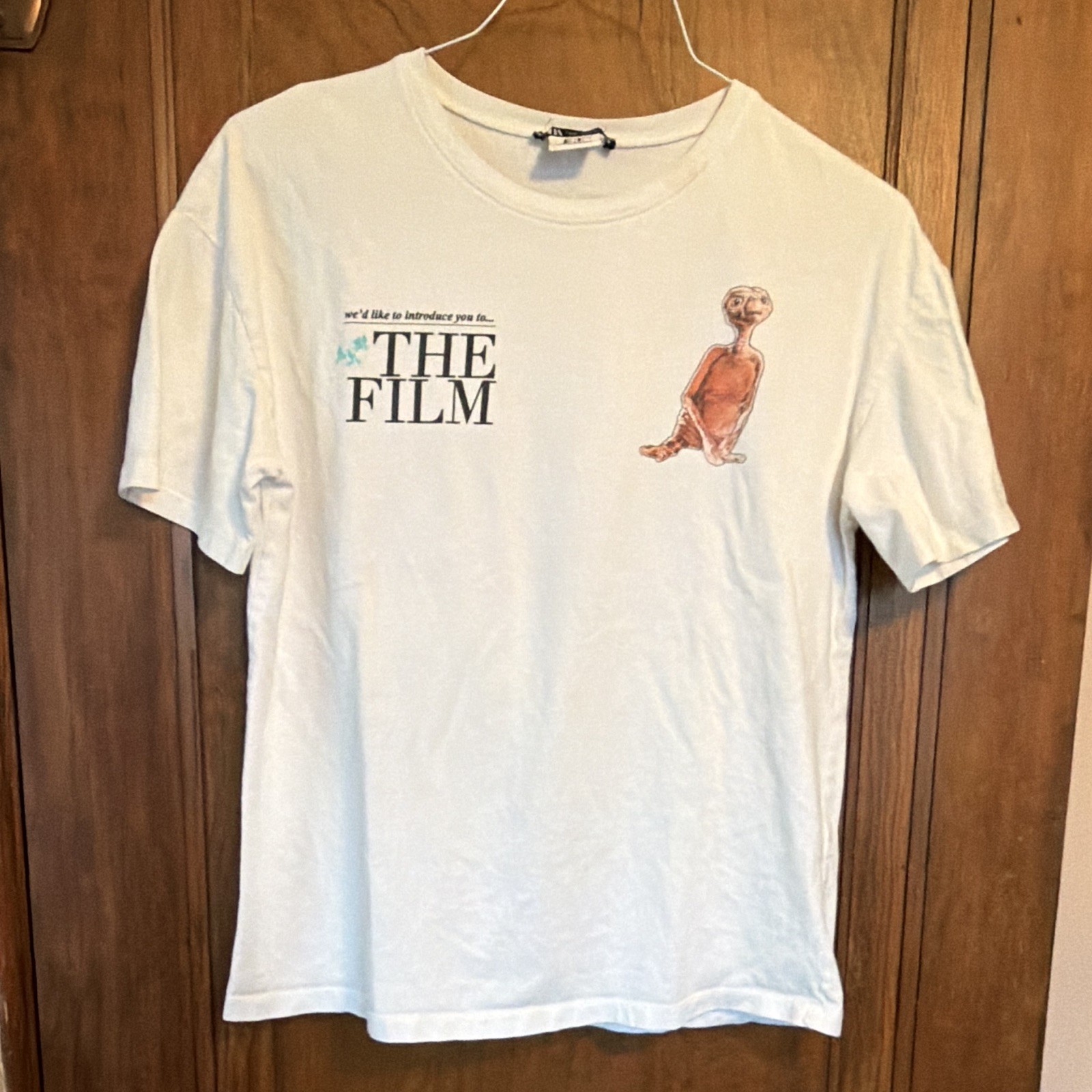 ZARA E.T. The Extra-Terrestrial White Graphic Tee M Crew Short Sleeve