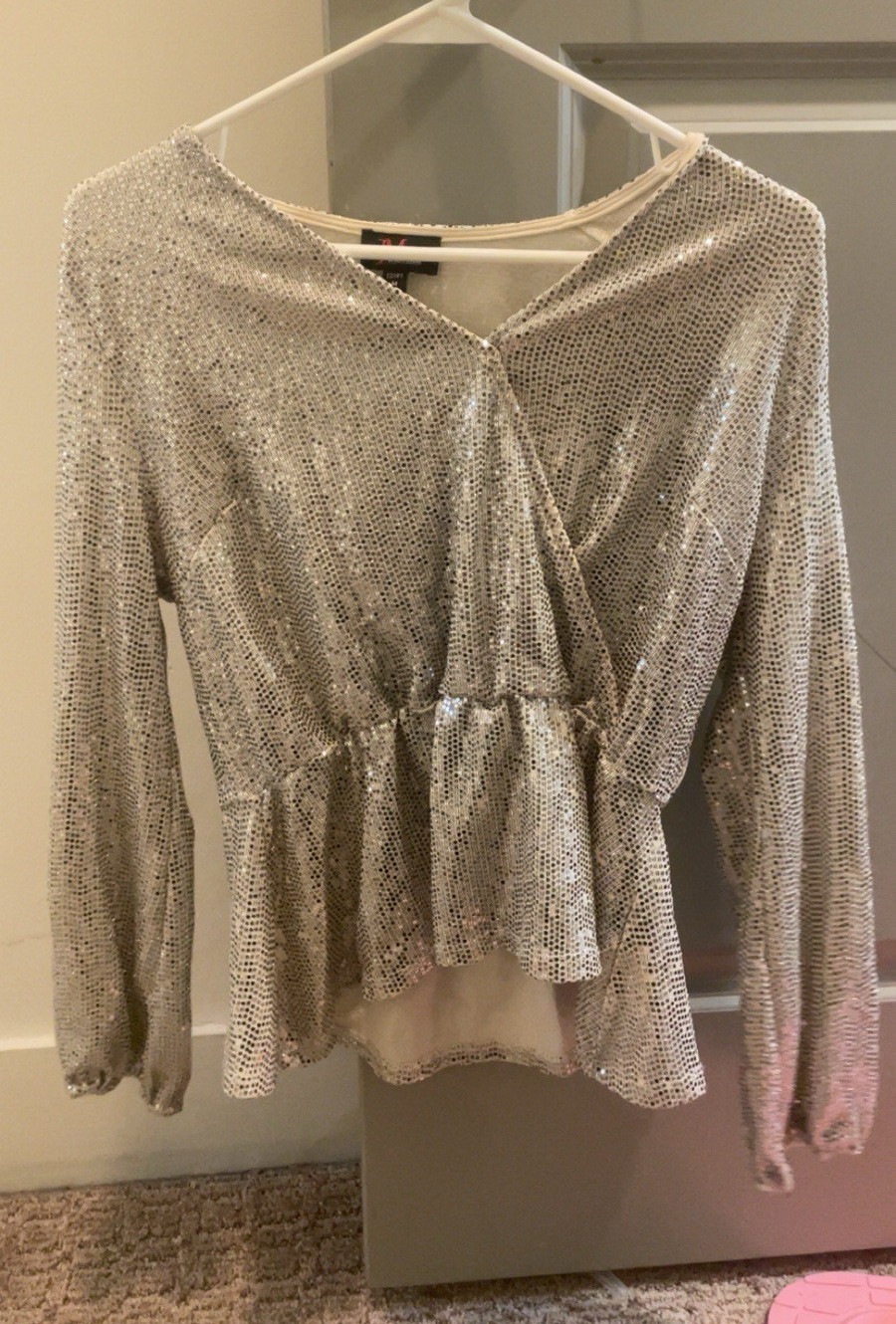 JM Studio by John Meyer Silver Glitter Metallic Knit V-Neck Long Sleeve Blouse M