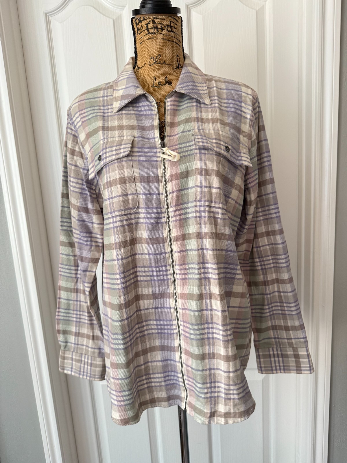 Chaps Flannel Shirt Jacket Full Zip Cotton Purple Beige Plaid Pockets Large