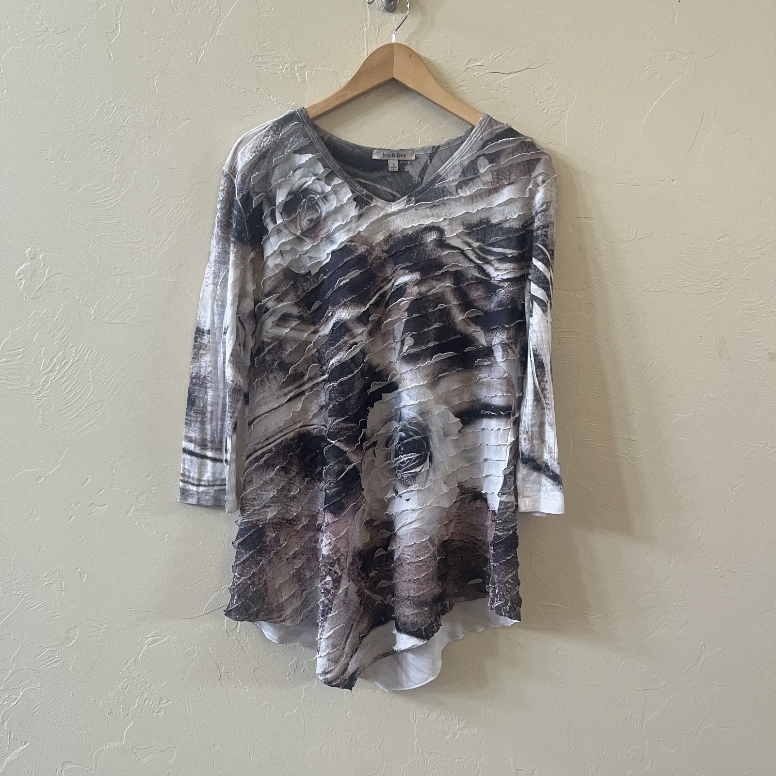 Jess & Jane Large Black Brown Rose Mineral Wash Sheer Tiered Abstract Blouse Top