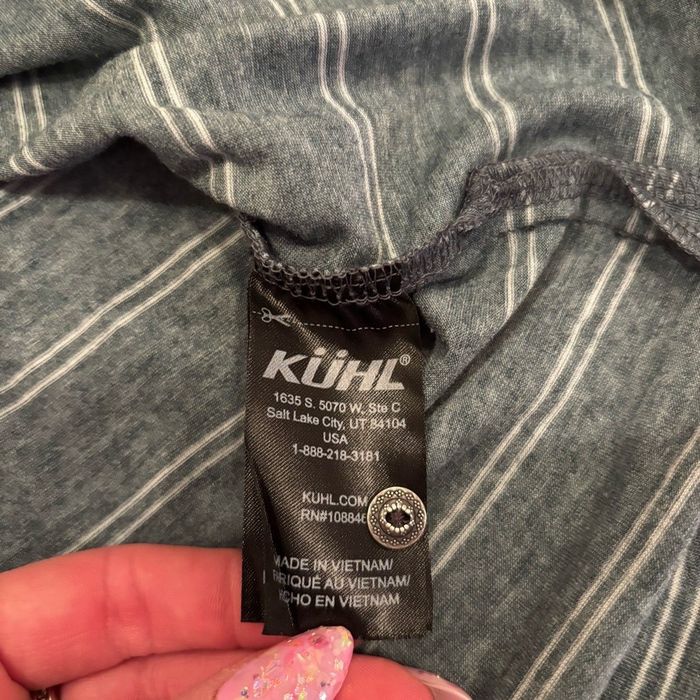 Kuhl Lisette Women’s Shirt Melange Performance Fabric V-neck Striped Size Small
