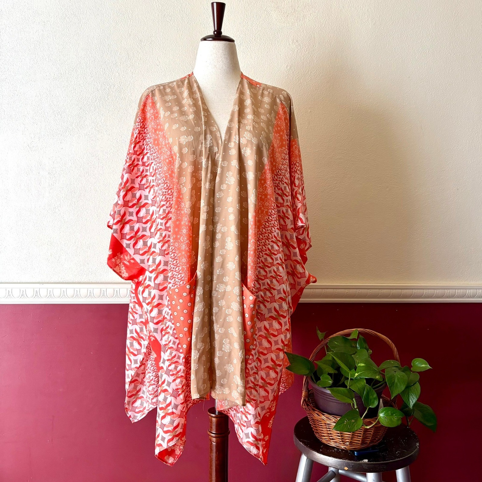 Susan Graver Orange Tan Patchwork Floral Kimono Topper Pockets 1X Petite Coverup