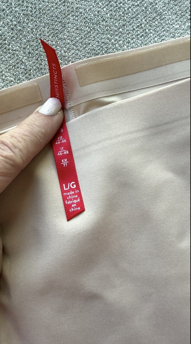 Spanx Thinstincts High Waisted Mid Thigh Shorts Shapeware NWT stule # 10006R