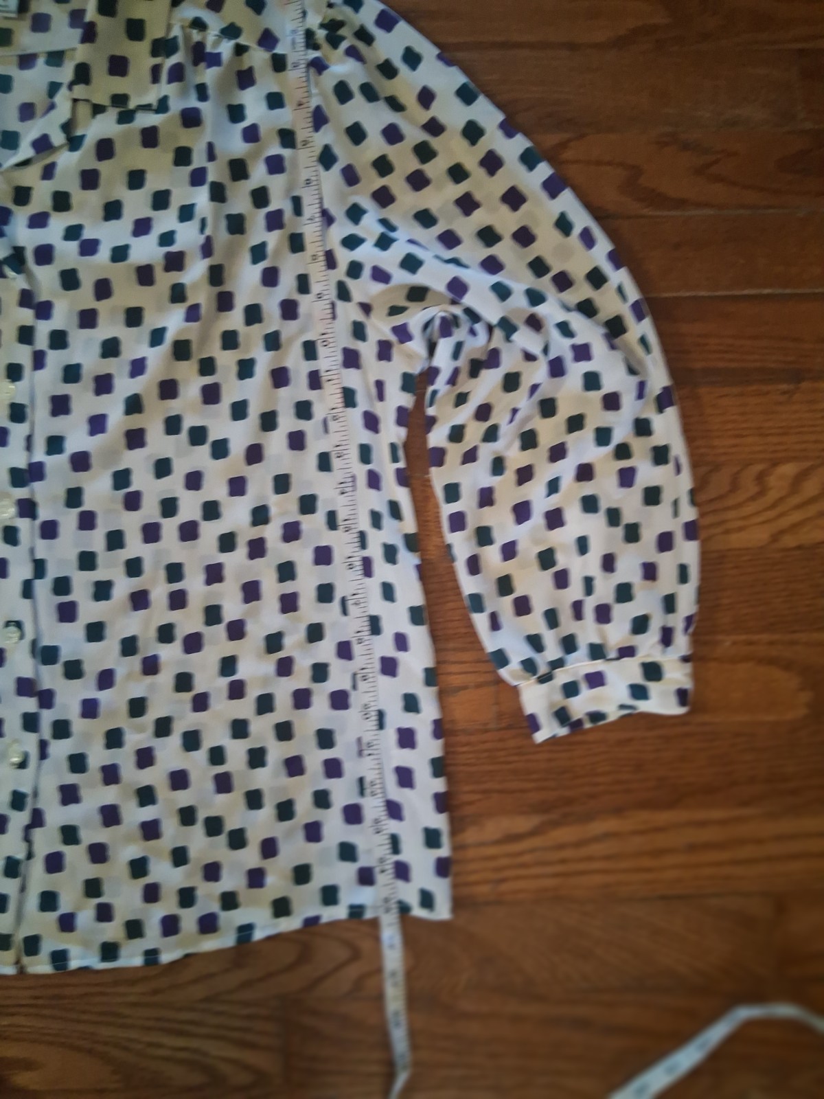 Vintage Leslie Fay Womens Off White Purple And Green Square Print Blouse Size 18