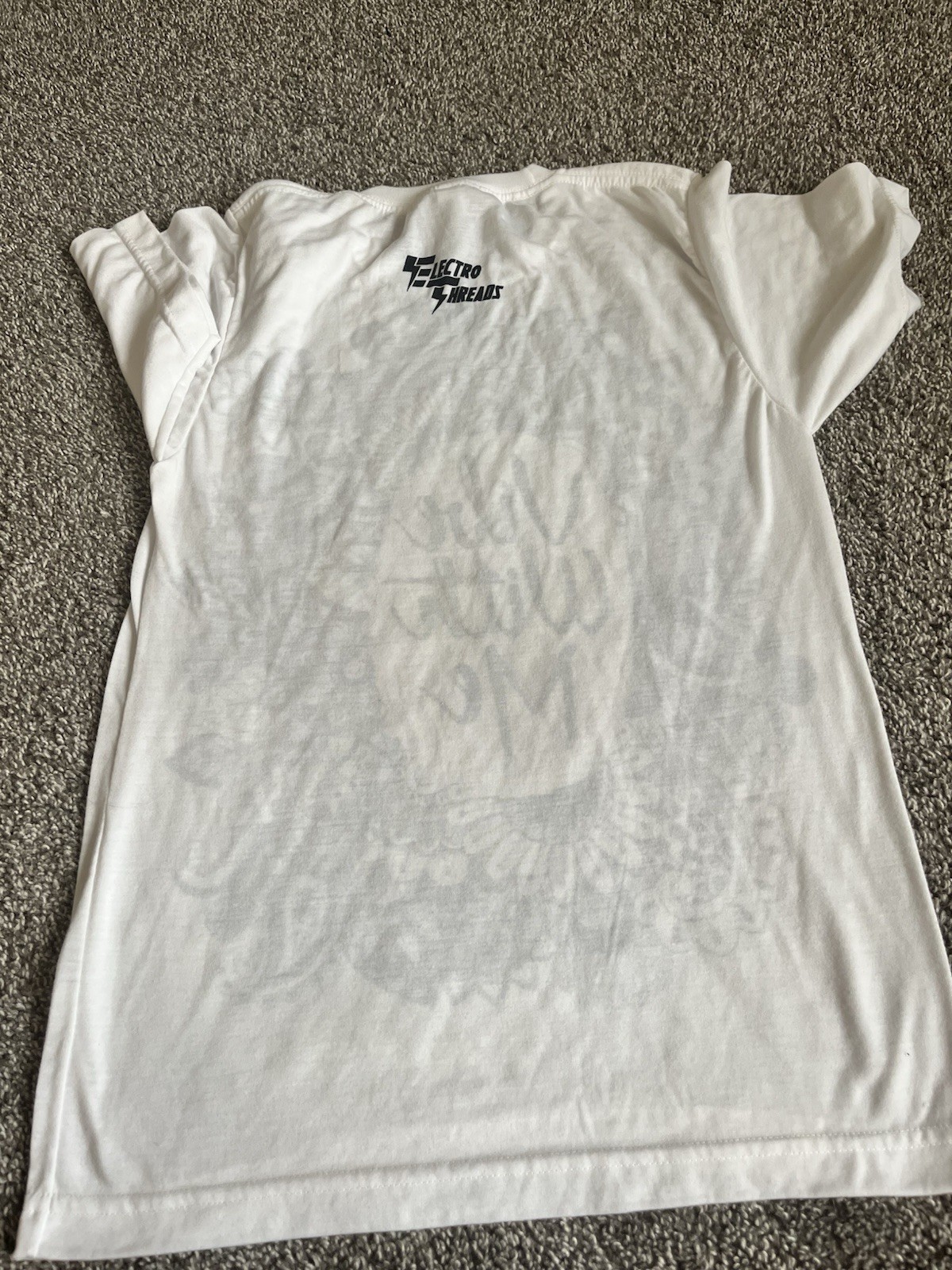 Electro Threads Women’s Small XS Floral Graphic Short Sleeve Tee White K