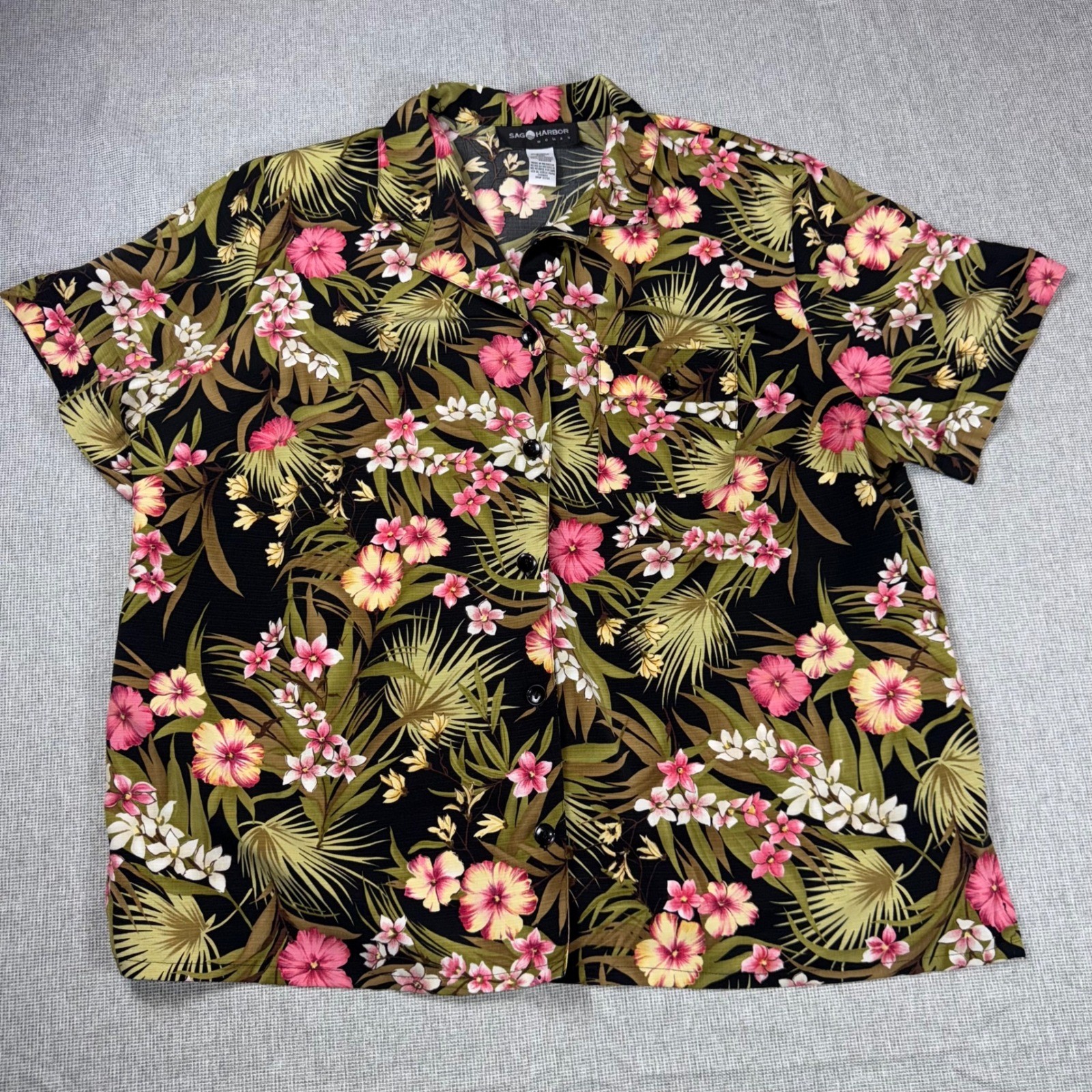 Sag Harbor Woman Tropical Floral Button Down Shirt Black Pink Hibiscus 1X T34101