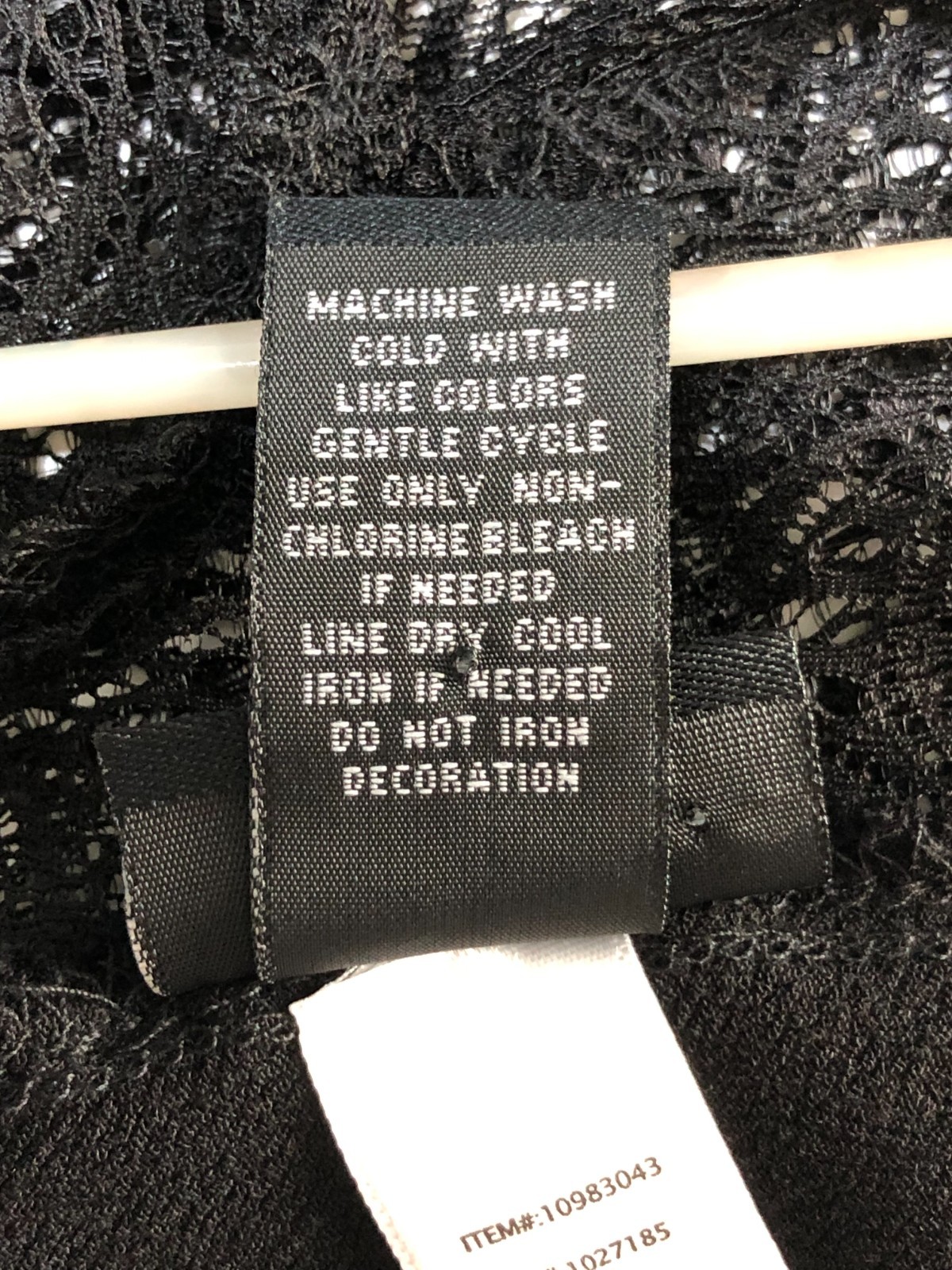 Torrid Plus Size 2 Black Lace Mock Neck Tank Top Sharkbite Hem Rayon Blouse.