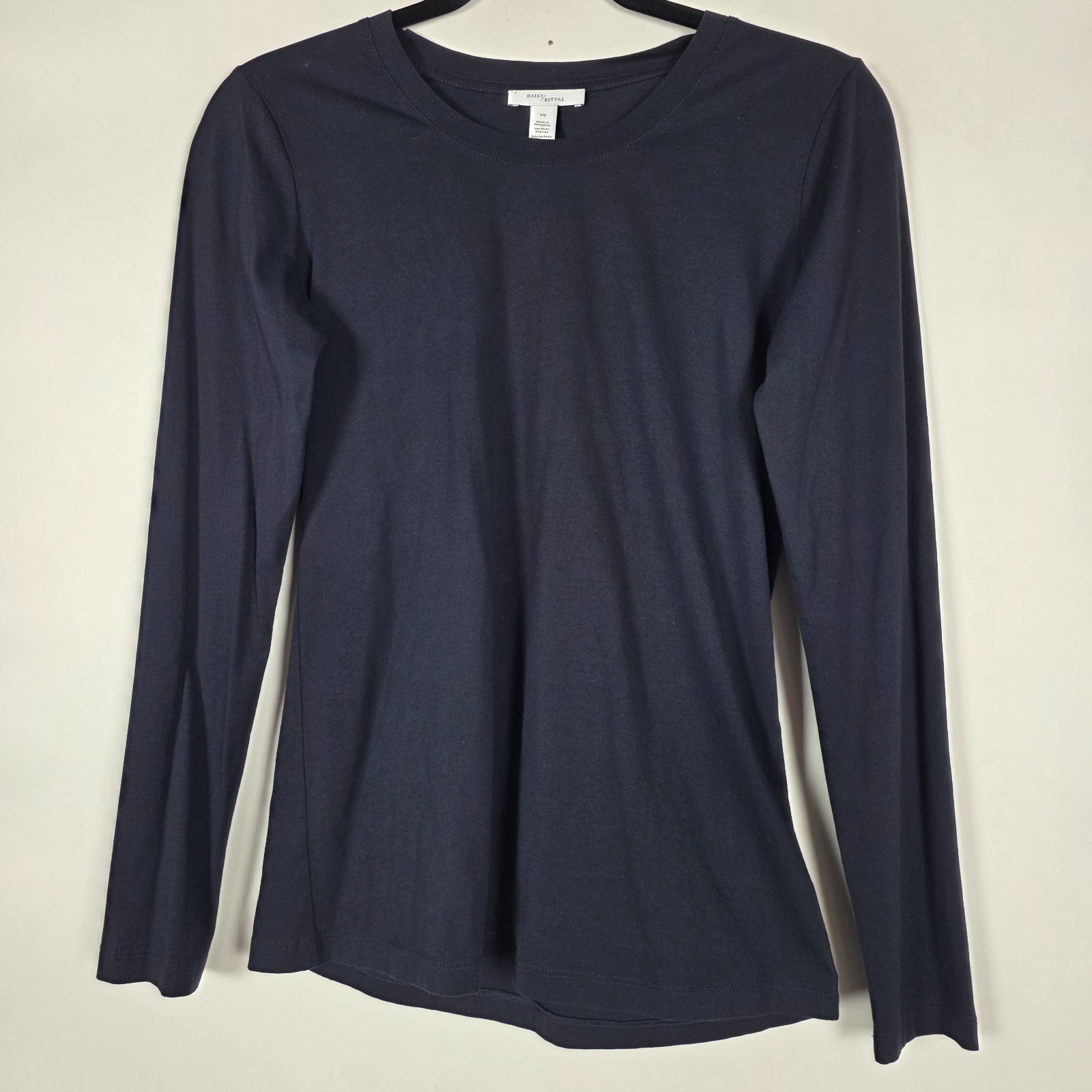 Daily Ritual 100% Supima Cotton Womens Small Long Sleeve Black Shirt