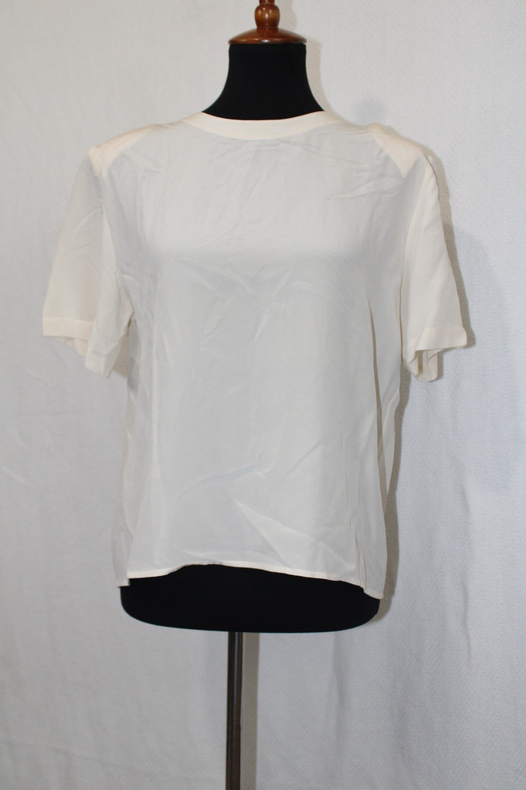 Christie & Jill Sz L Ivory Silk Top Short Sleeve Shoulder Pads