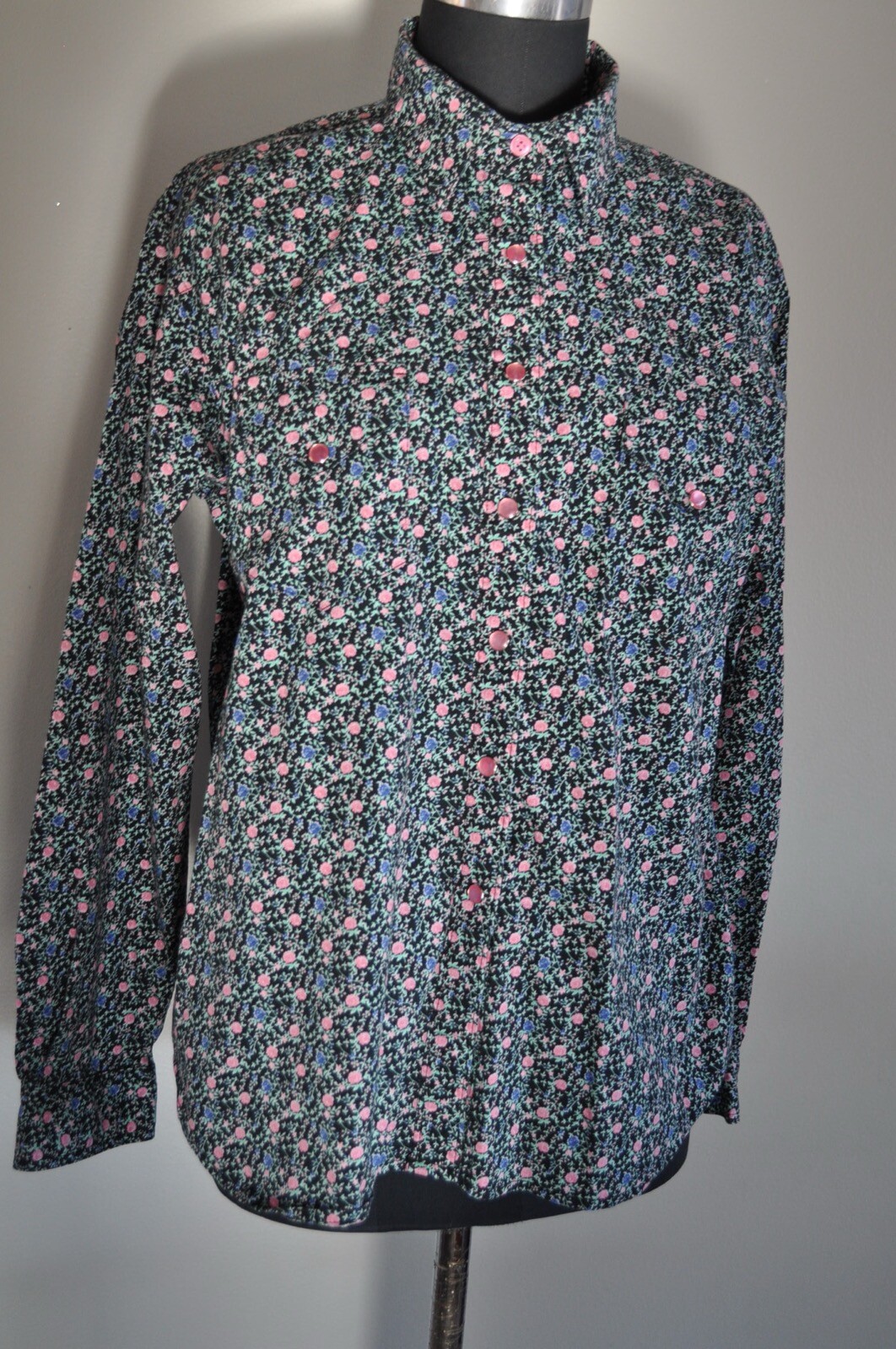 Cruel Girl Women’s size XL Long Sleeve Floral Western Snap Shirt