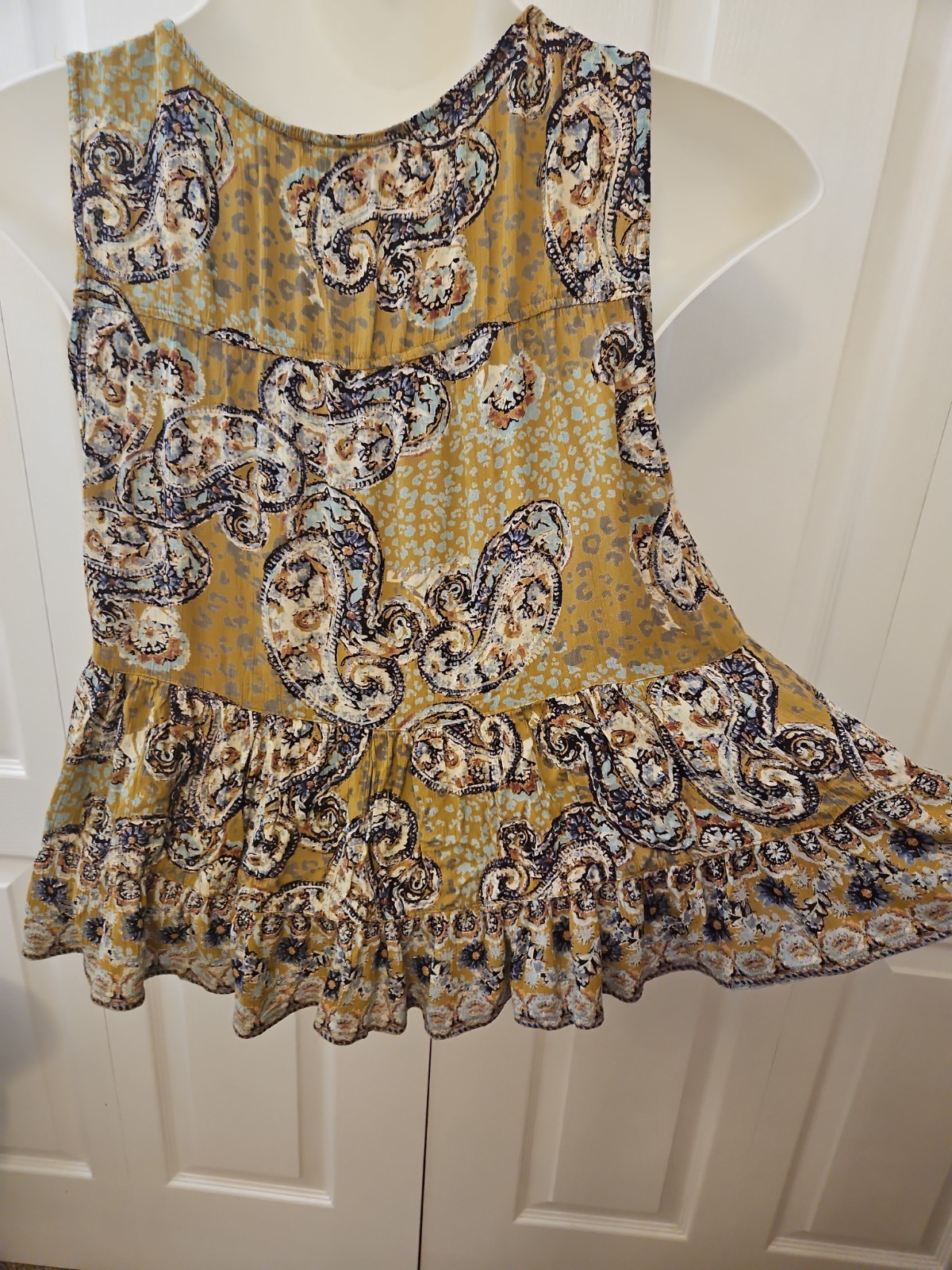 Lola P Floral Paisley Sleeveless Babydoll Tunic Tiered Boho Tan Size Large