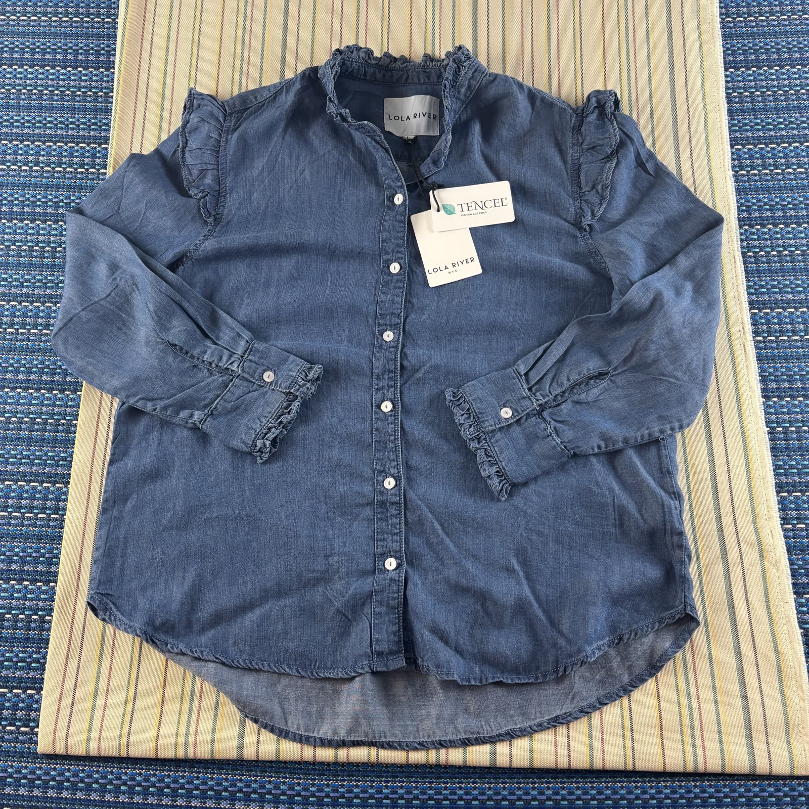 Lola River Shirt Womens Large Tencel Tori Medium Wash Long Sleeve Ruffle NYC