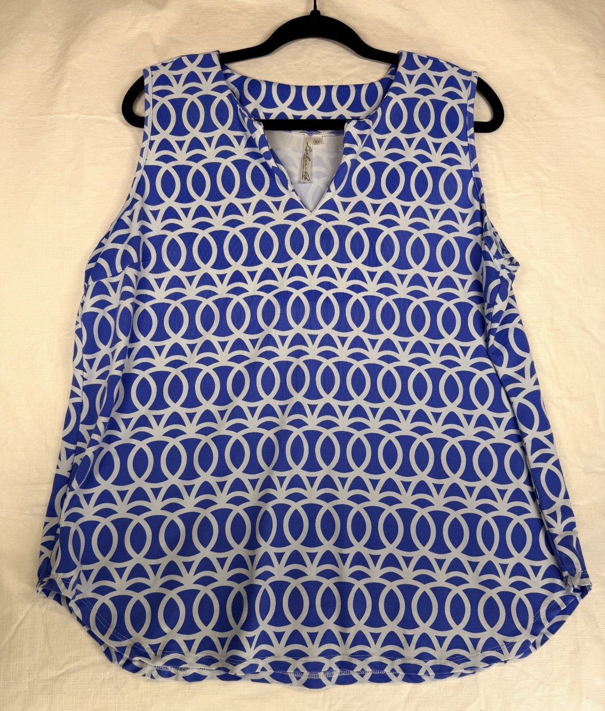 Lulu B V-Neck Tank Top Women’s XL Navy White Interlocking Circles Beach Comfort