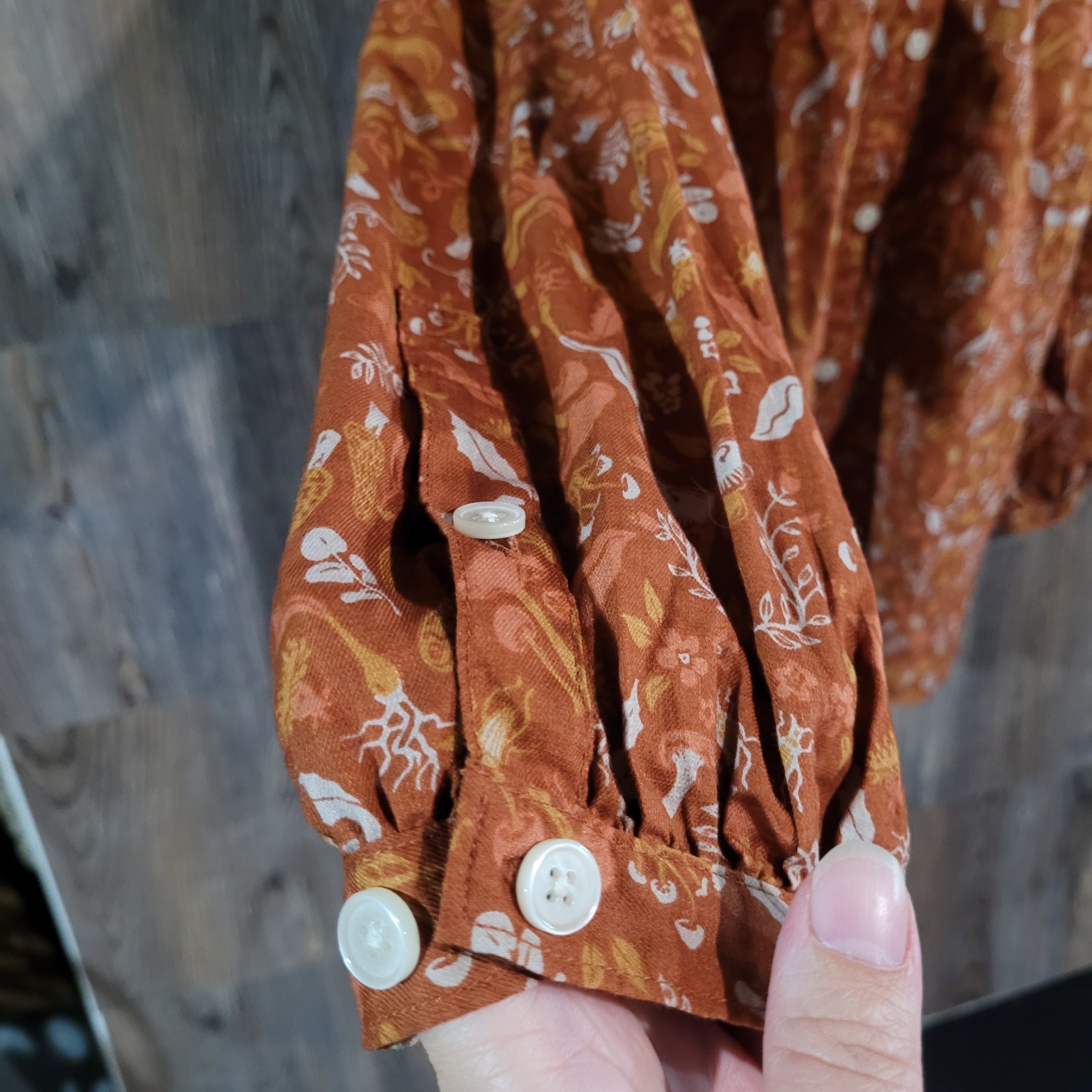 Duluth Trading Button Front Blouse XXL Orange Moth Mushroom Whimsical Gardening