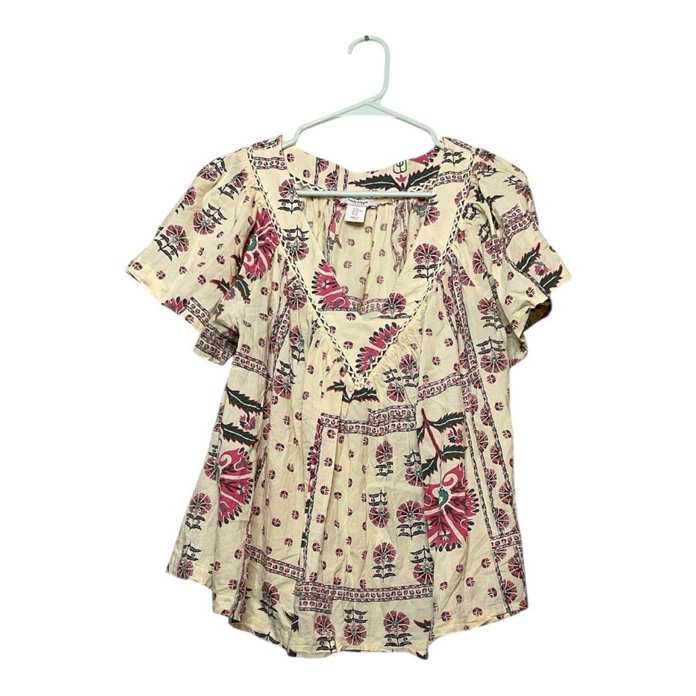 Women’s Haute Hippie v-neck, eyelet, beige and pink top, size XL