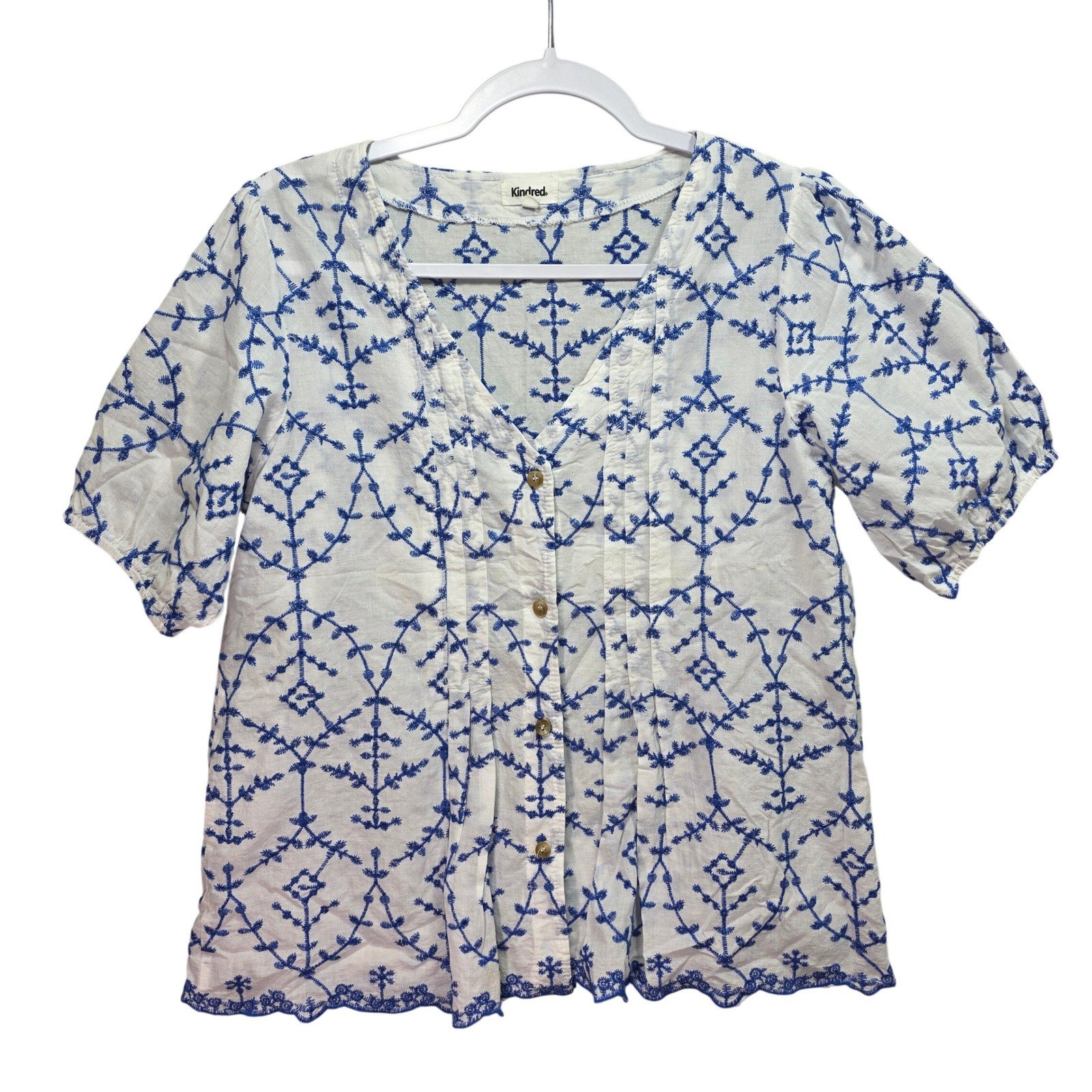Kindred Eyelet Embroidered Button Front Vneck Blouse Top Womens M White Blue
