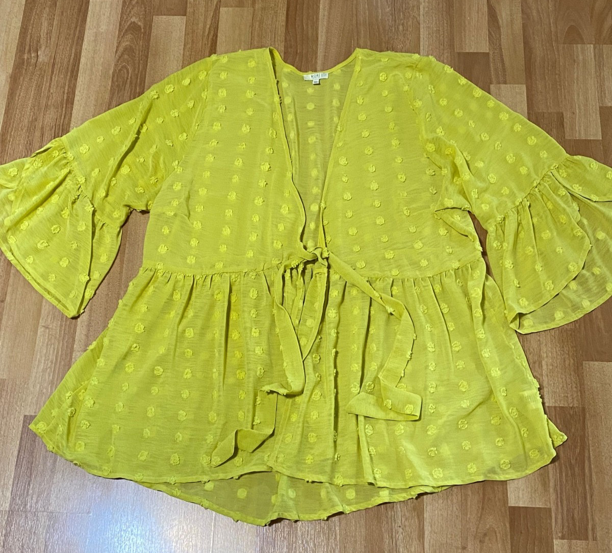 Women’s Kori America Yellow Swiss Dot Sheer Tie Front Kimono Top Blouse Size 1XL
