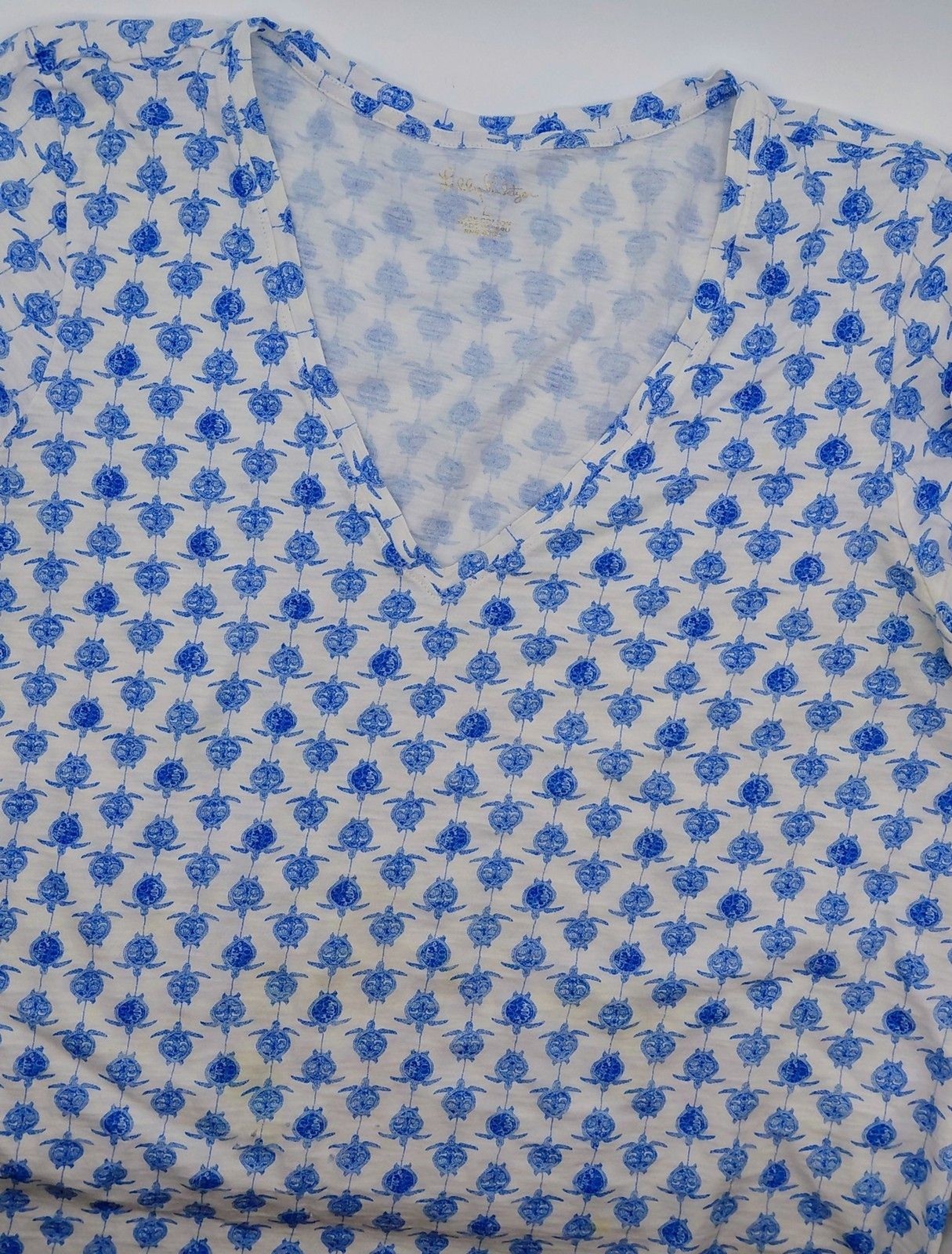 Lily Pulitizer Turtle Print Etta Shirt Women’s Large Blue White Coastal Beachy