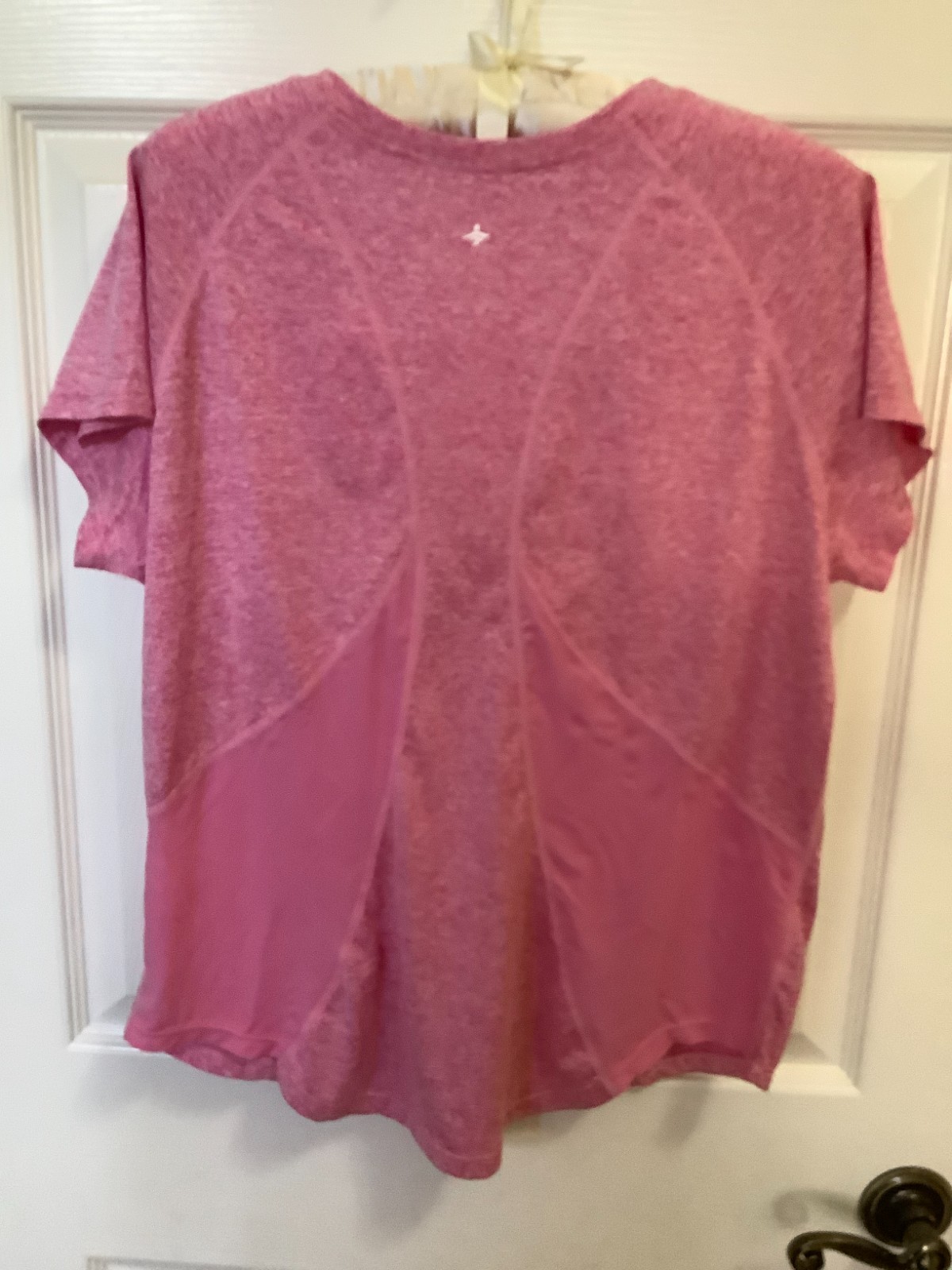 Halara Women’s Heathered Vneck Size L Short Sleeve T-Shirt Peach-white EUC