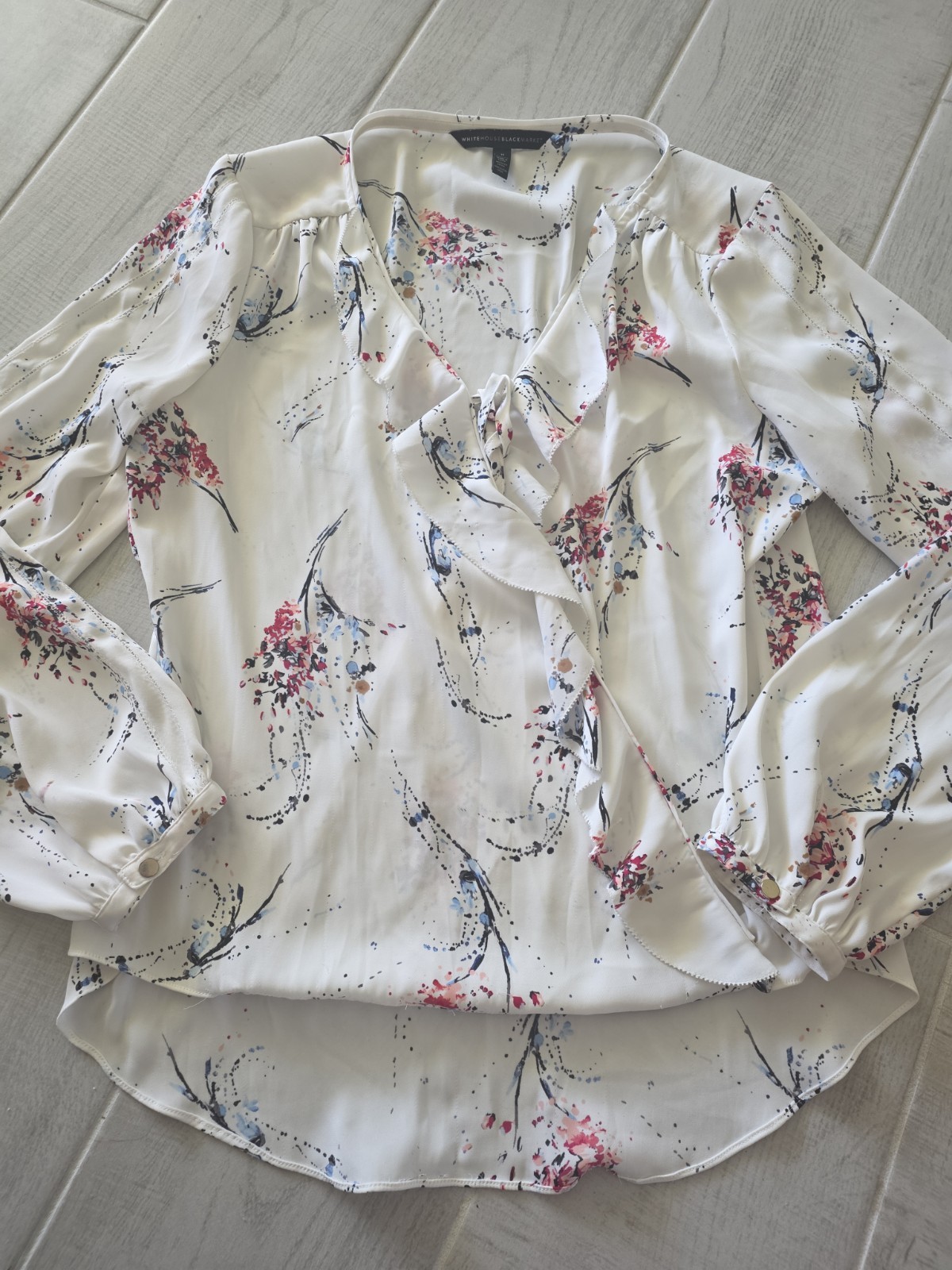 White House Black Market White Floral Blouse Size 6