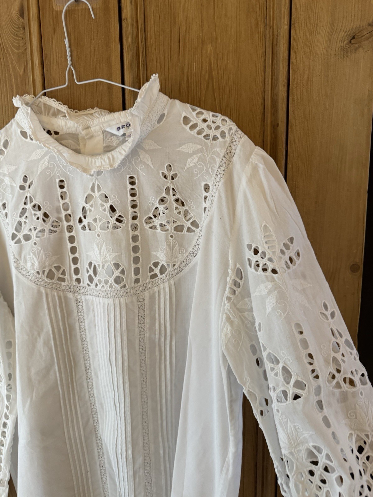 Brora Button Back Blouse- UK 16 -White Cotton Pintuck Pie Crust