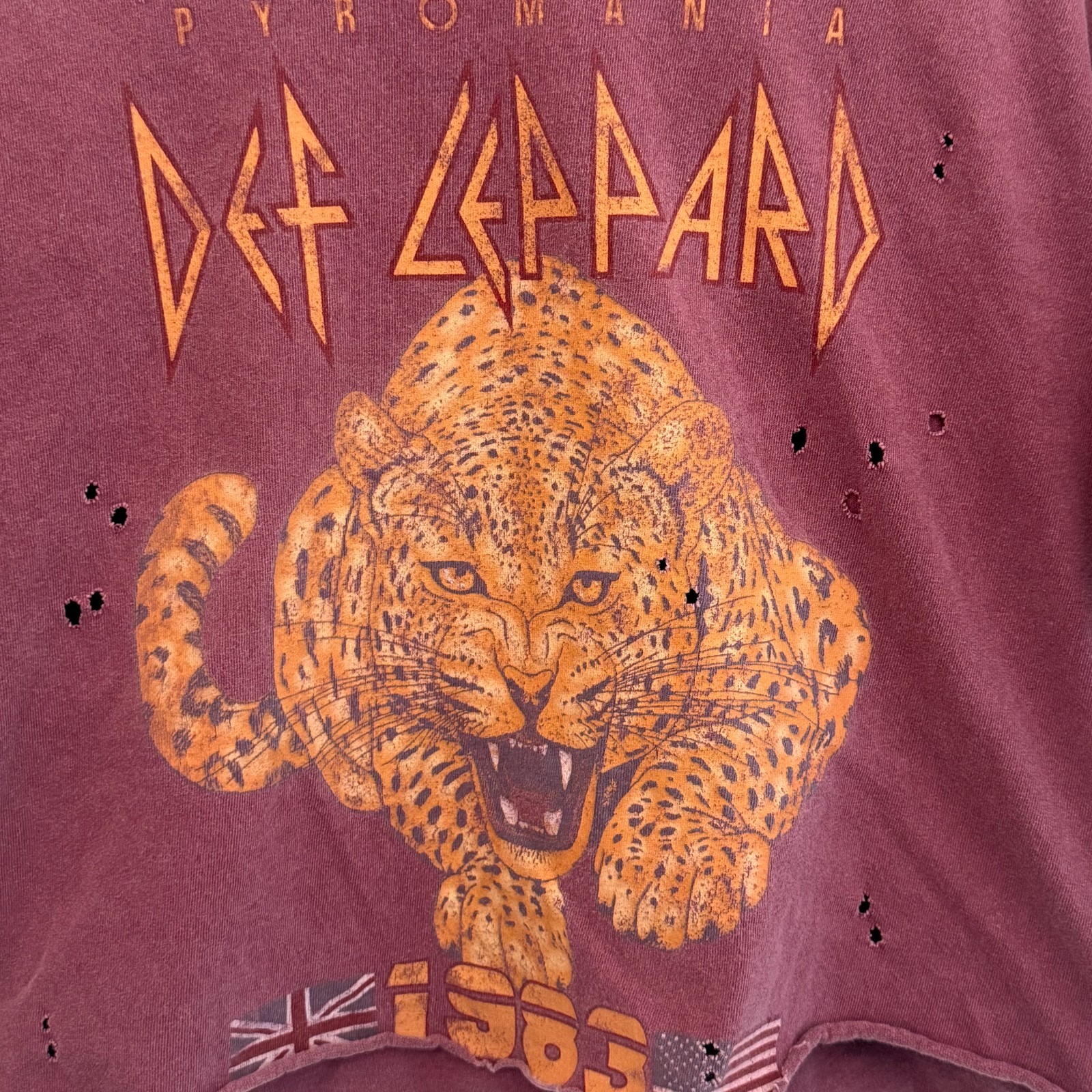 Goodie Two Sleeves Def Leppard Red Cheetah 1983 Cropped Distressed Grunge M/L