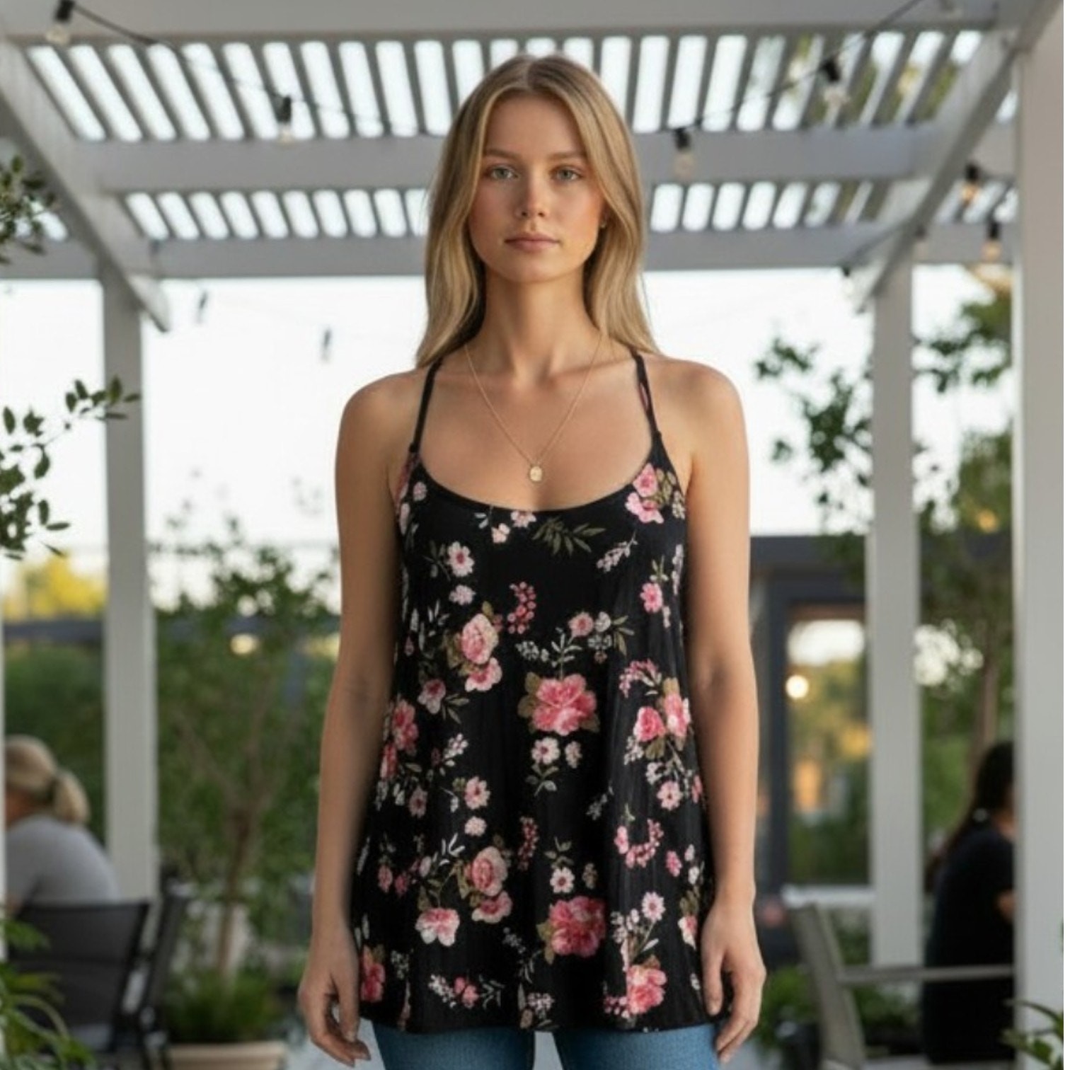 VENUS LASCANA Women’s Black Floral Strappy Sleeveless Tank Top Large NWOT
