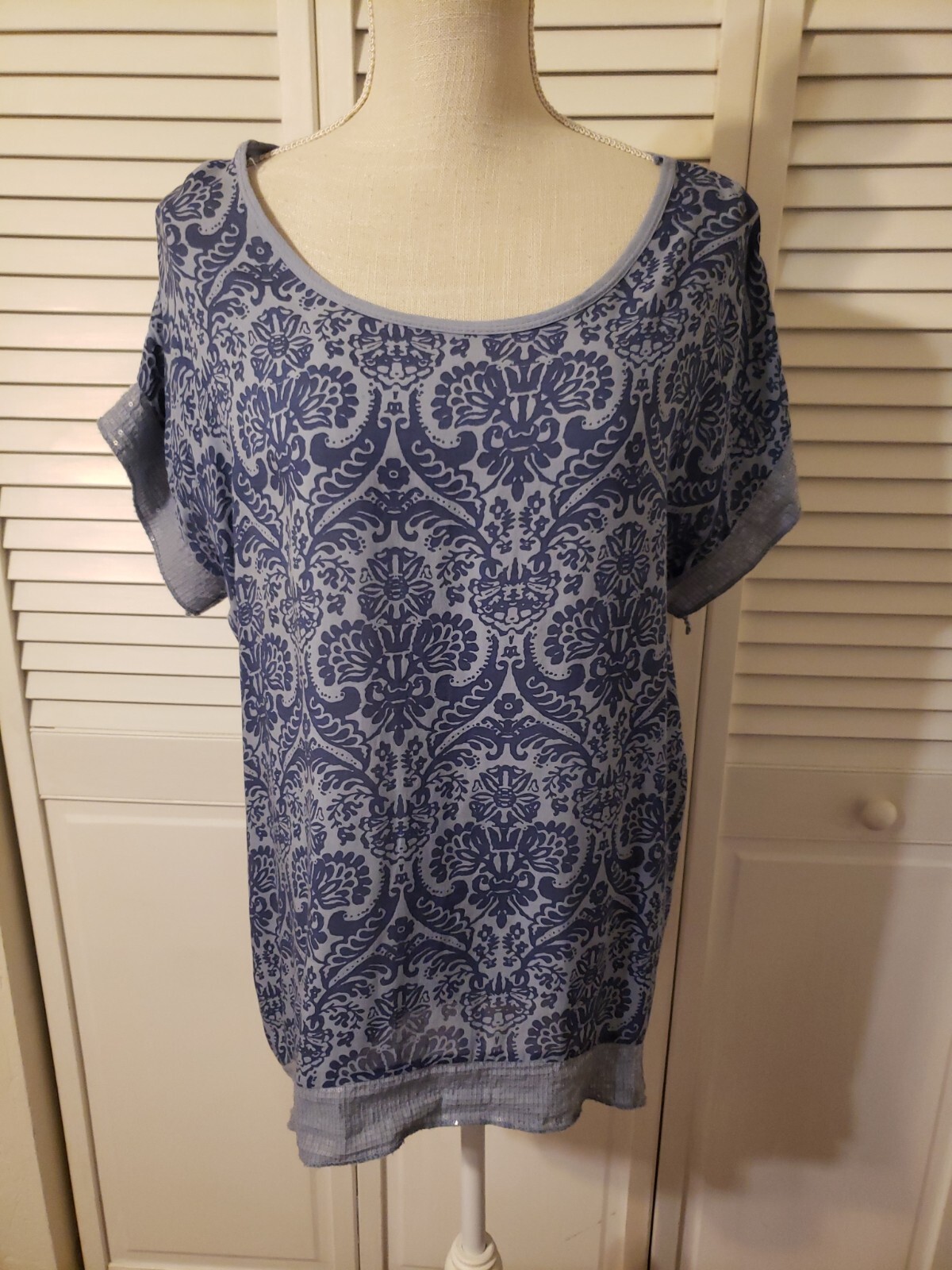 Angela Mara Made In Italy Blue Demask Lightweight Woven Sequin Trim Tunic Blouse