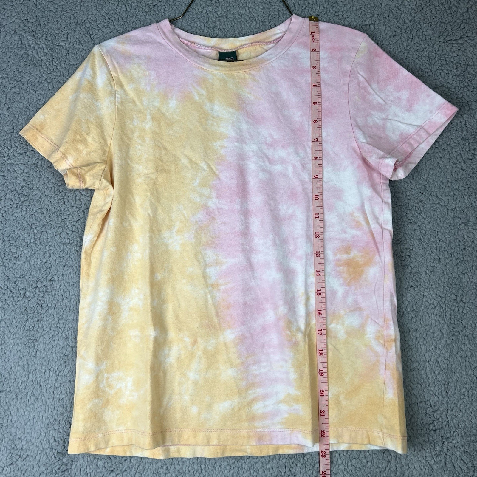 Wild Fable Women’s Size Small Yellow And Pink Tie Dye Shirt