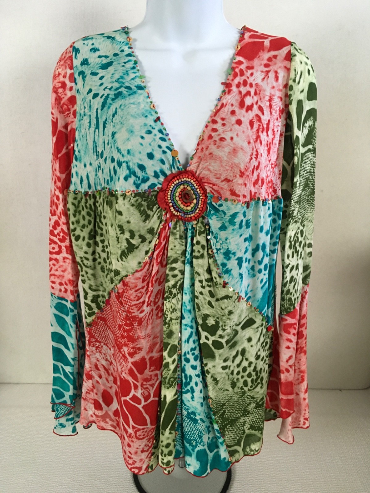Haven Bleu Top Women Size XL Red Blue Green V neck Beading Long Bell Sleeves