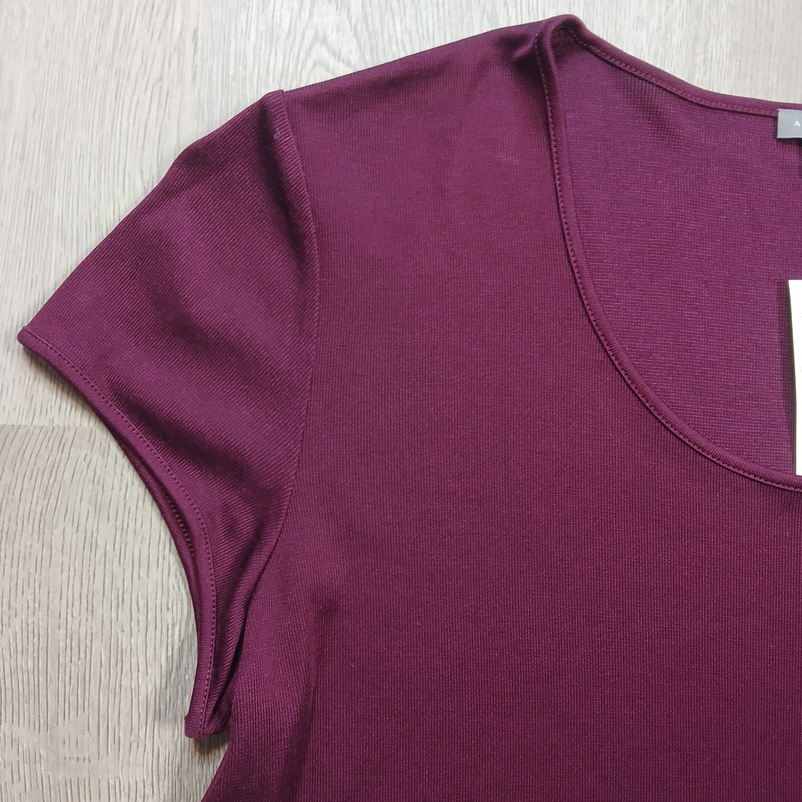 Ann Taylor Womens Short Sleeve Maroon Burgandy Shirt Size Large