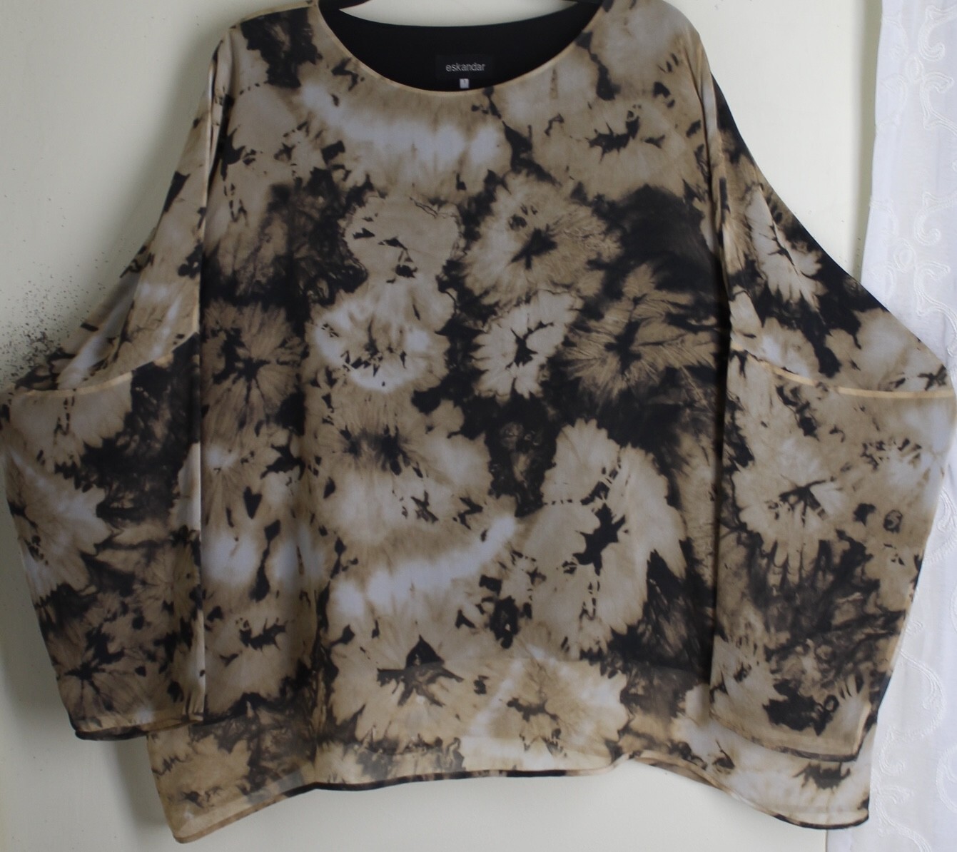NEW Eskandar Sz 1 NATURAL Brown Black SILK Chiffon SHIBORI 30-32″L Blouse Tunic