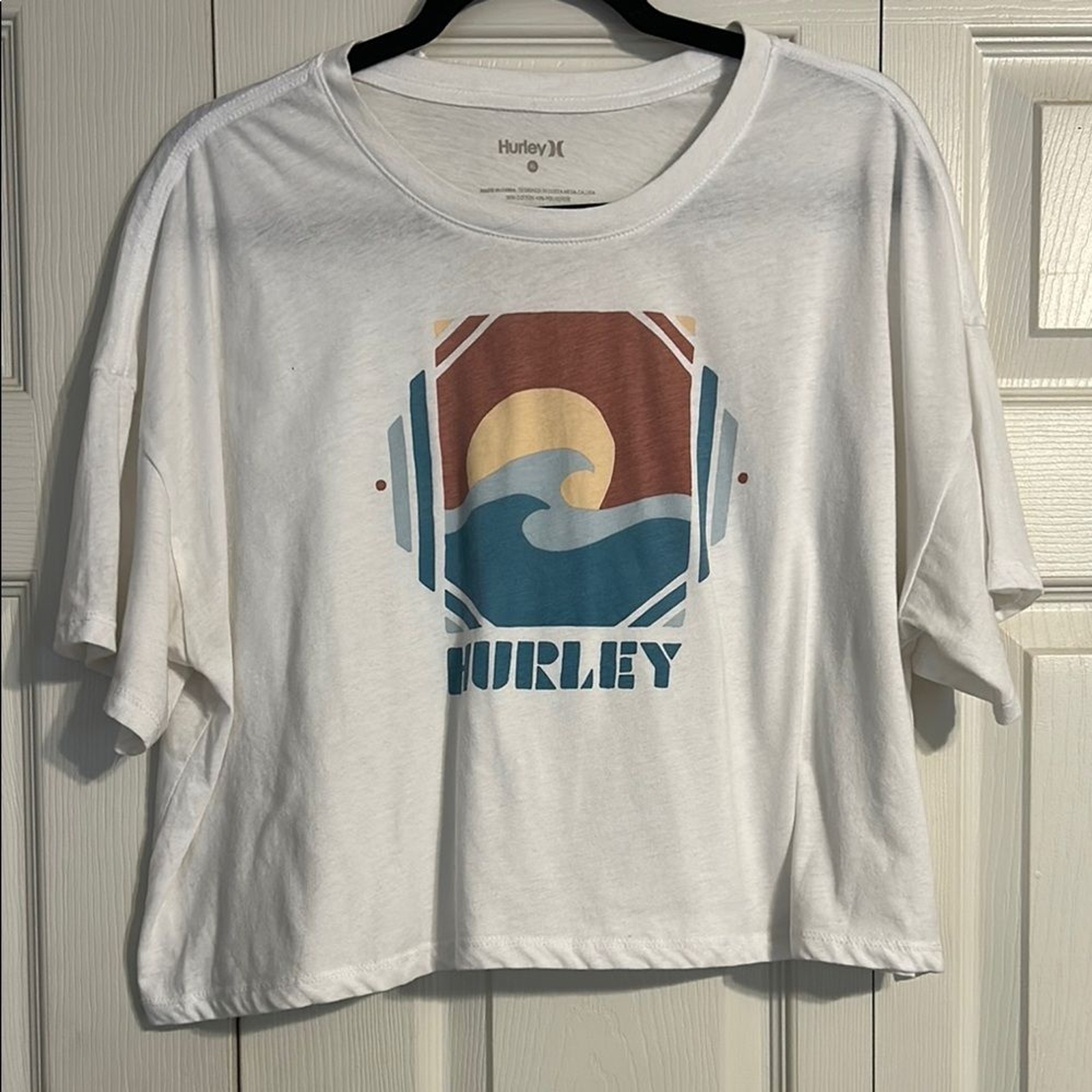 Hurley X-Large White Graphic Logo T-Shirt Oversized Surf Crewneck Short Sleeve