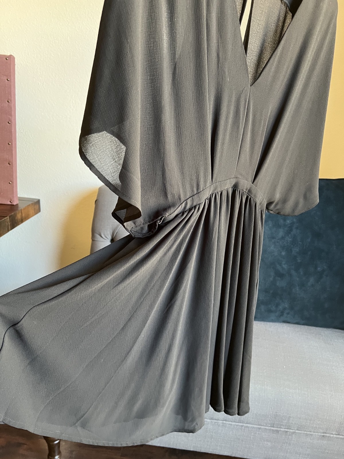 H&M Black V-Neck Kimono Sleeve Mini Dress Size 2| NWOT