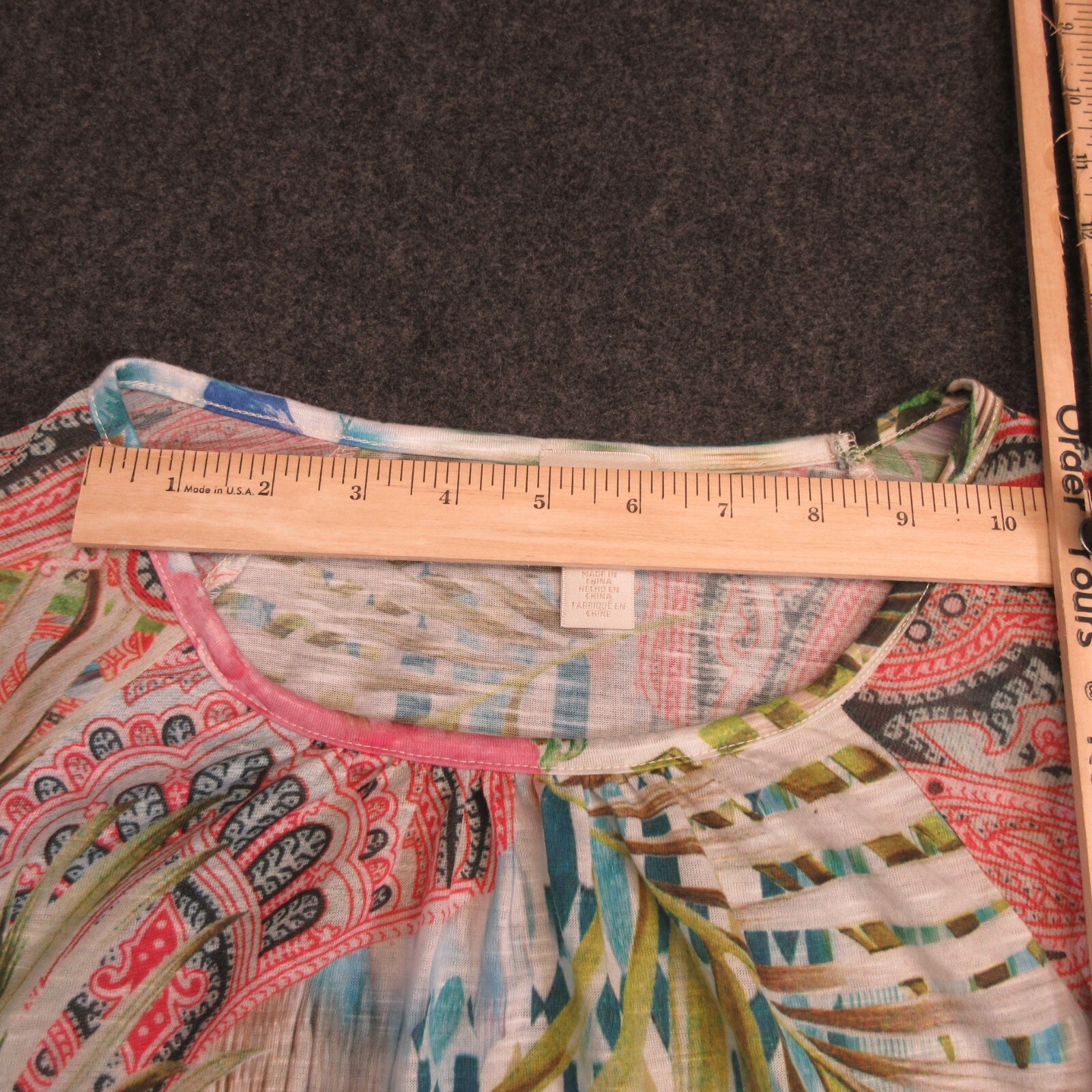 Chico’s Blouse Shirt Top Womens Size 0 Red White Blue Green Lined Colorful Aloha