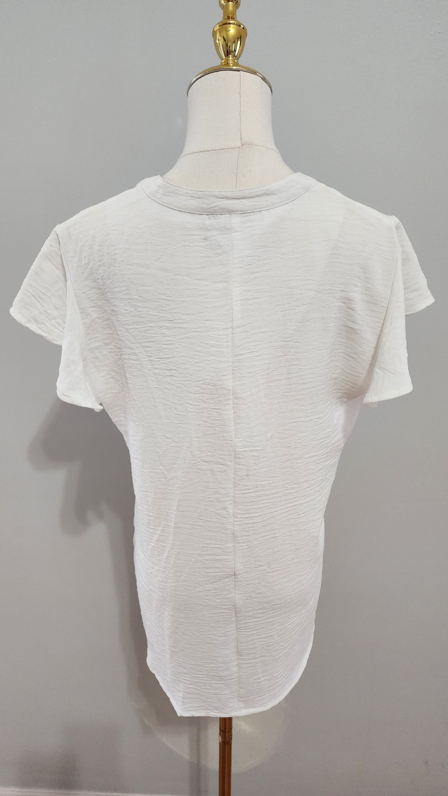 Women’s Blouse Ruffled Sleeves 1/4 Zip Silver Shiny Studs Casual Top Size M