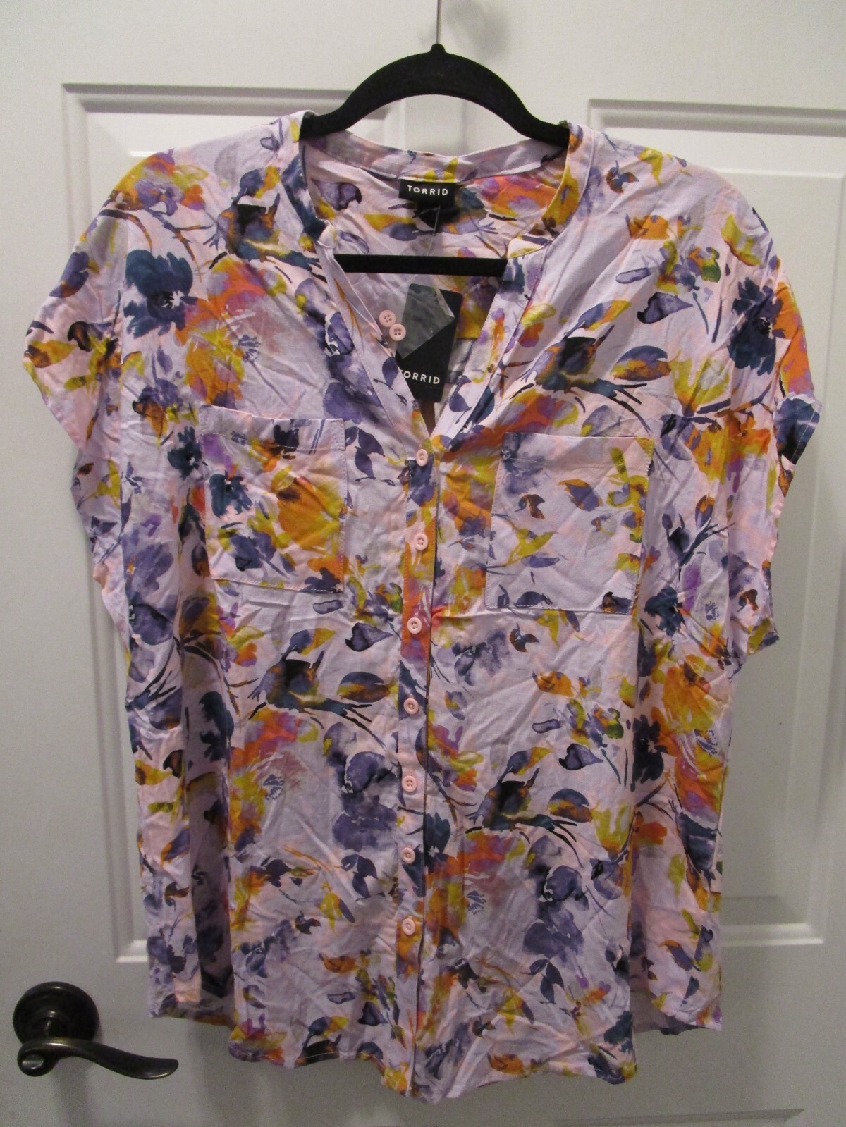 TORRID PINK FLORAL S/S LENNY DOLMAN BUTTON TOP SIZE 00 (M/L-10) NEW