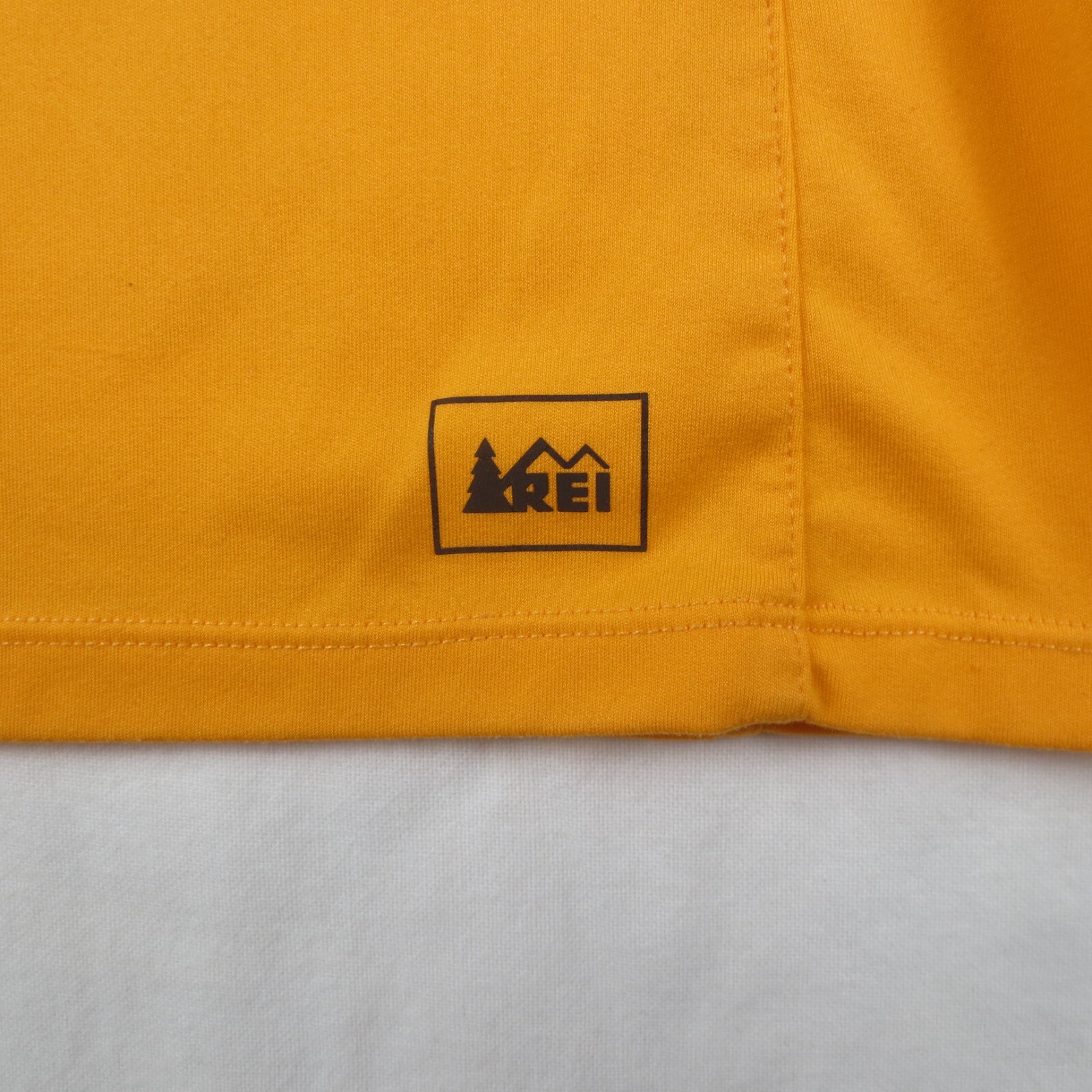 REI T Shirt Womens S Yellow Short Sleeve Vented Workout Outdoors Hiking Nature