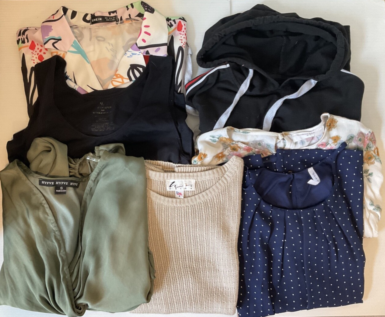 Lot of 7 Women’s Juniors Small Summer Tops shirts Various Brands